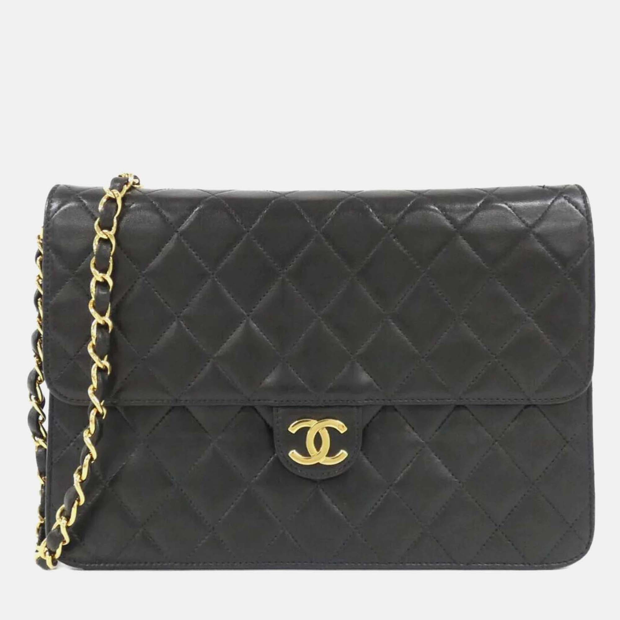 

Chanel CC Flap Black Leather Shoulder Bag