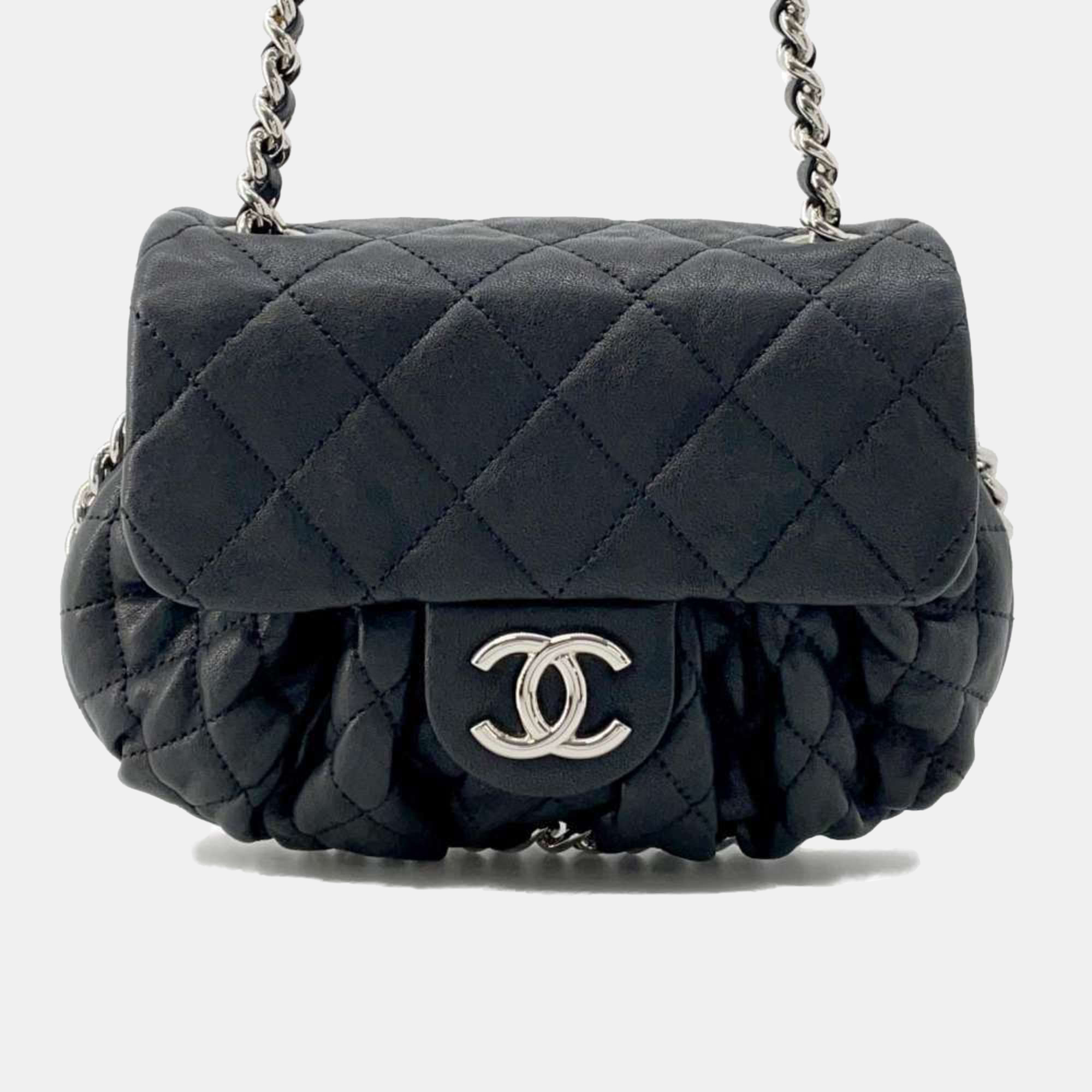 

Chanel Chain Shoulder Bag Coco Mark Matelasse Around Lambskin Black