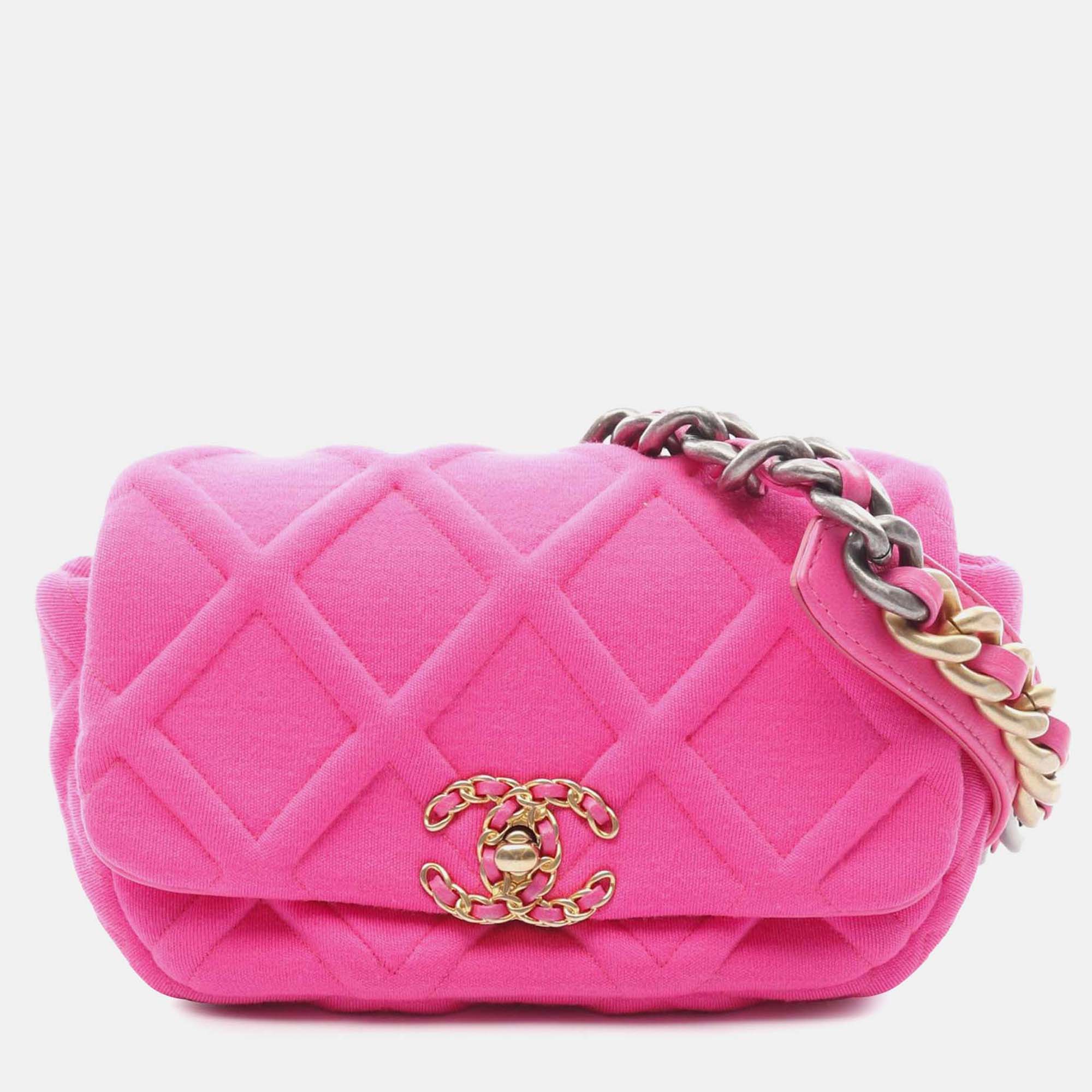 

Chanel Pink Quilted Jersey 19 Belt Bag