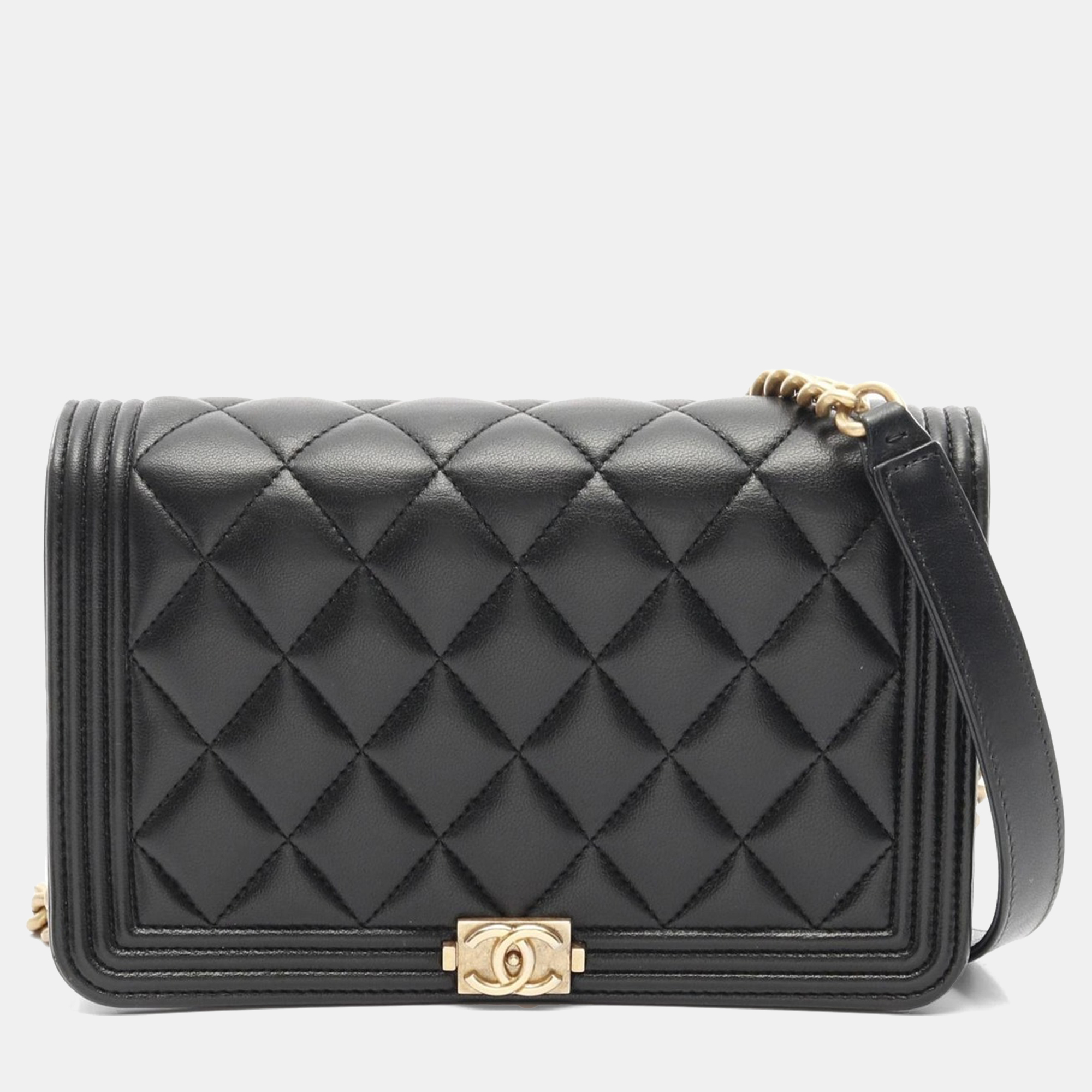 

Chanel Boy CC Matelasse Black Lambskin Leather Shoulder Bag GHW