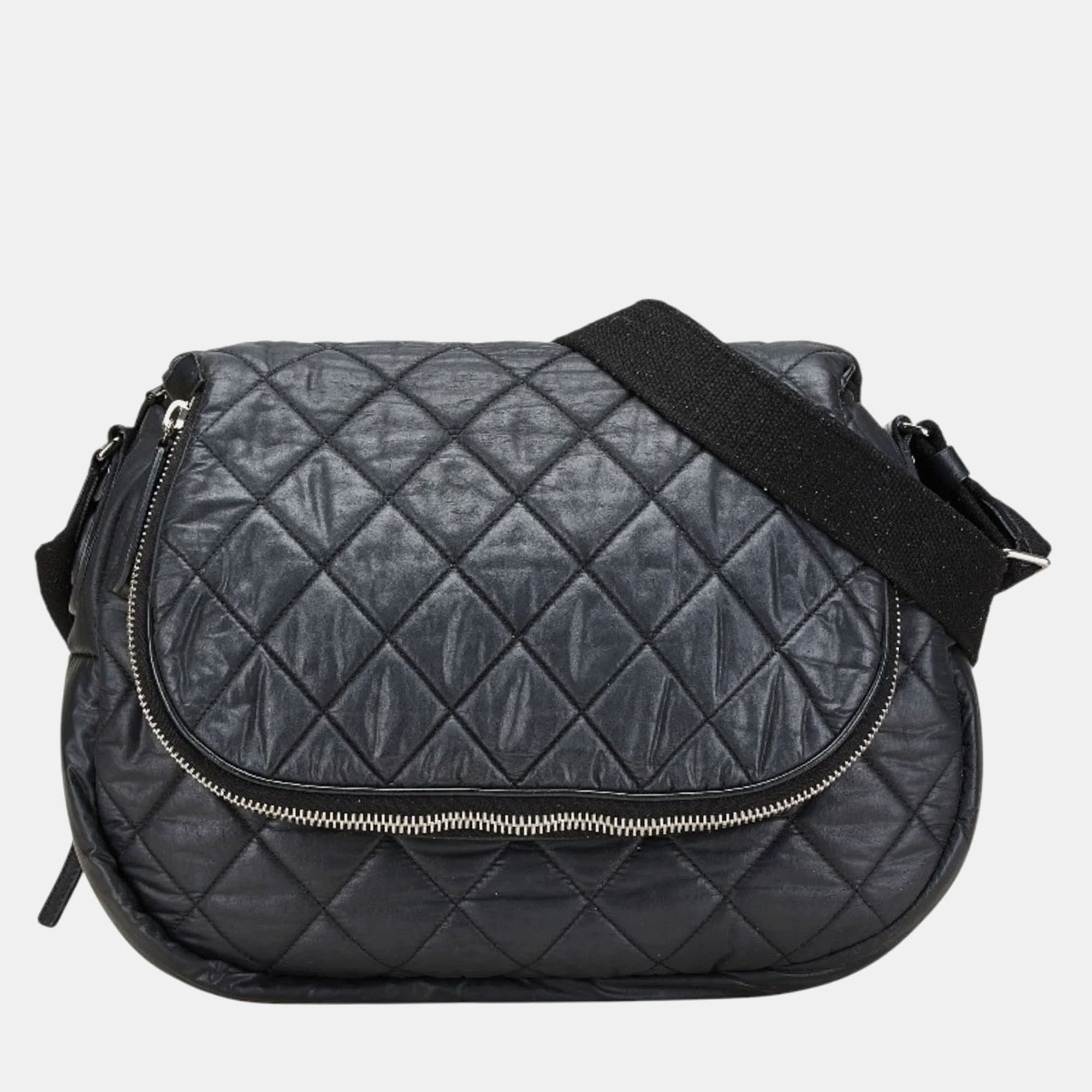 

Chanel Matelasse Coco Cocoon Black Leather Shoulder Bag