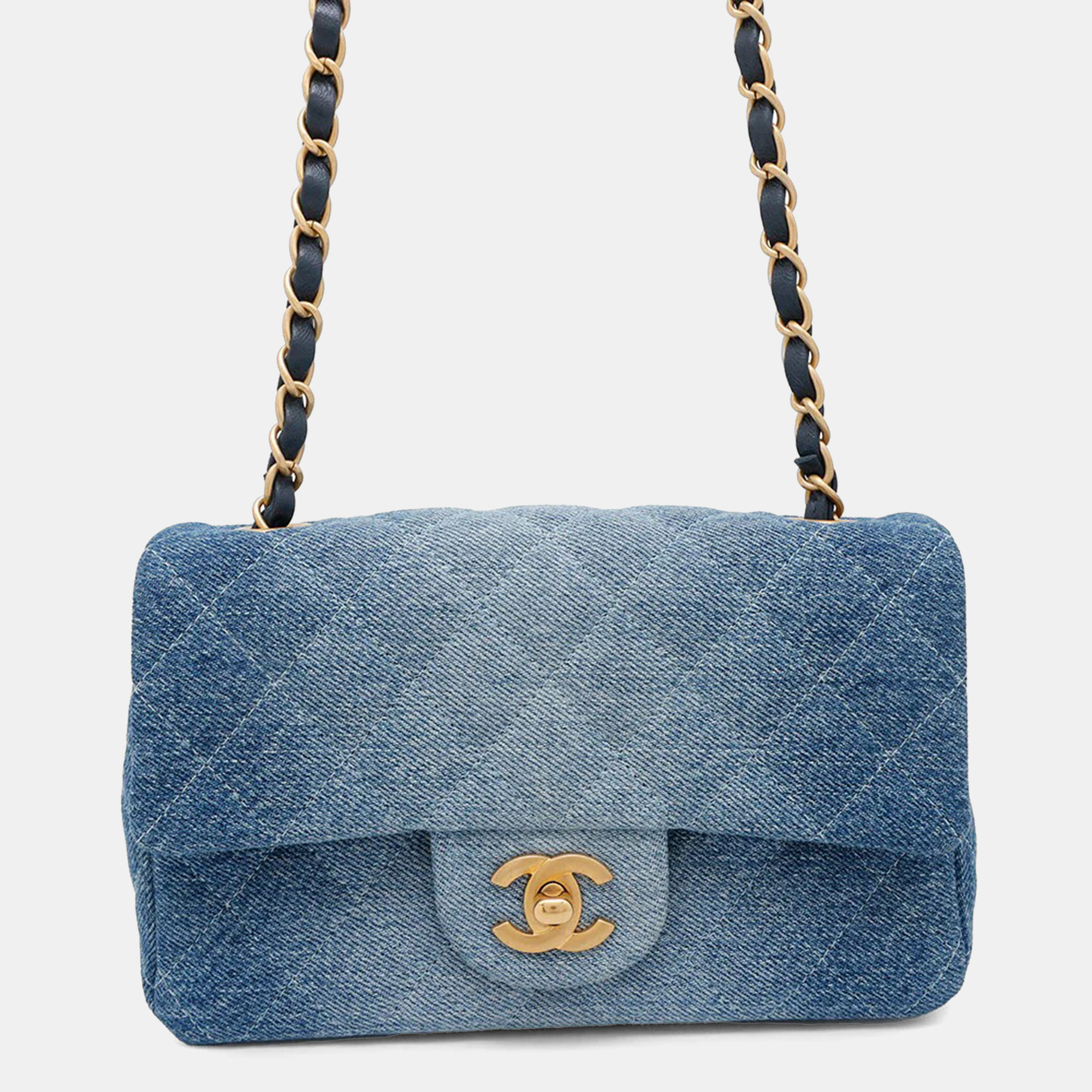 

Chanel Matelasse Chain shoulder Blue Denim Size
