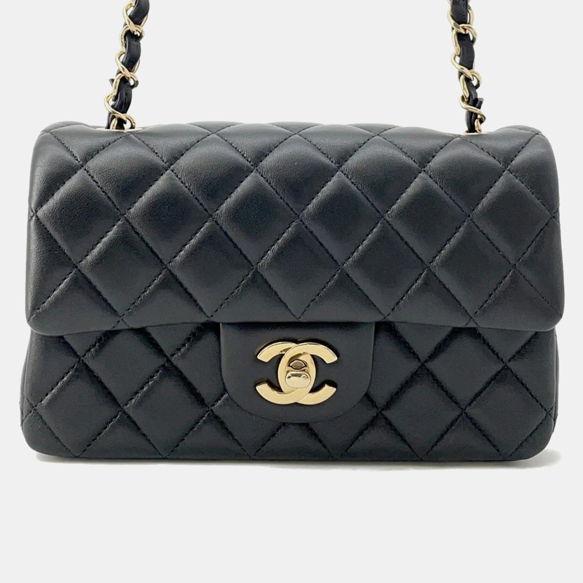 

Chanel Mini Matelasse Chain shoulder Bag Black Lambskin Size
