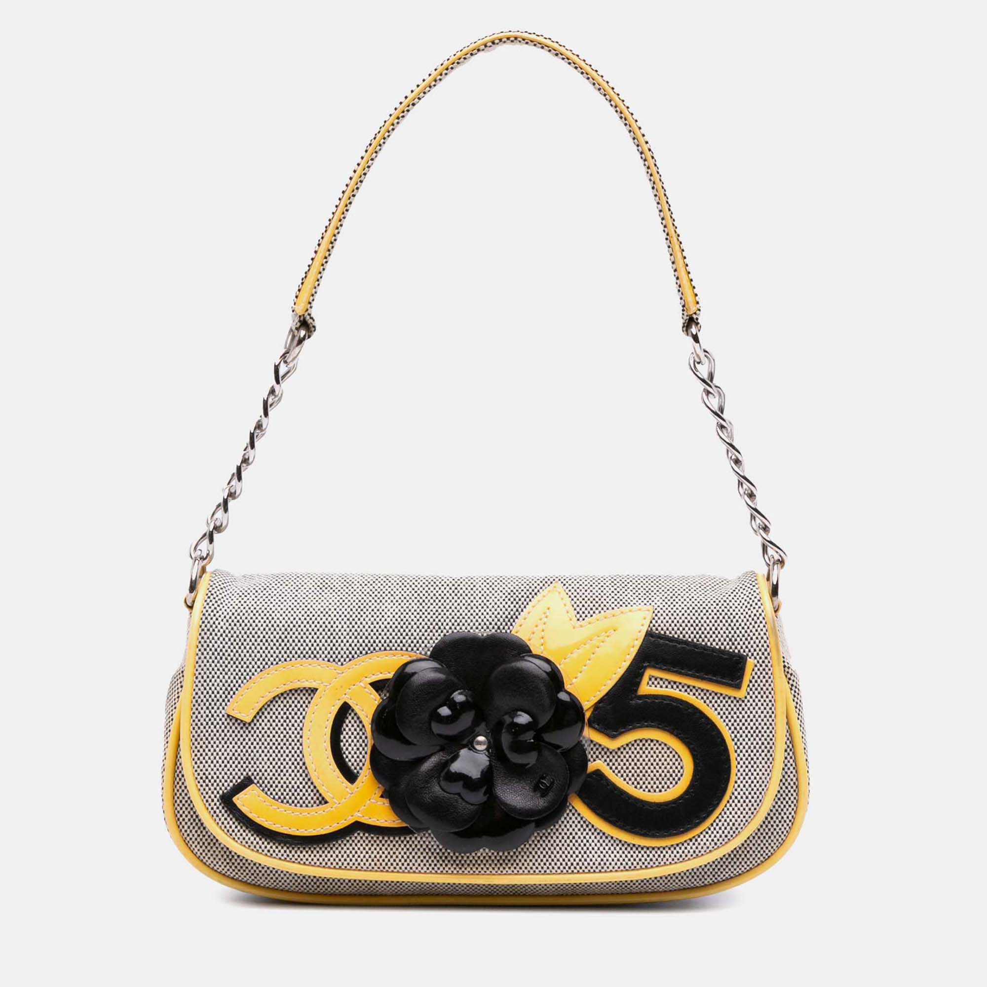 

Chanel Black/Grey Canvas CC Camellia No. 5 Shoulder Bag