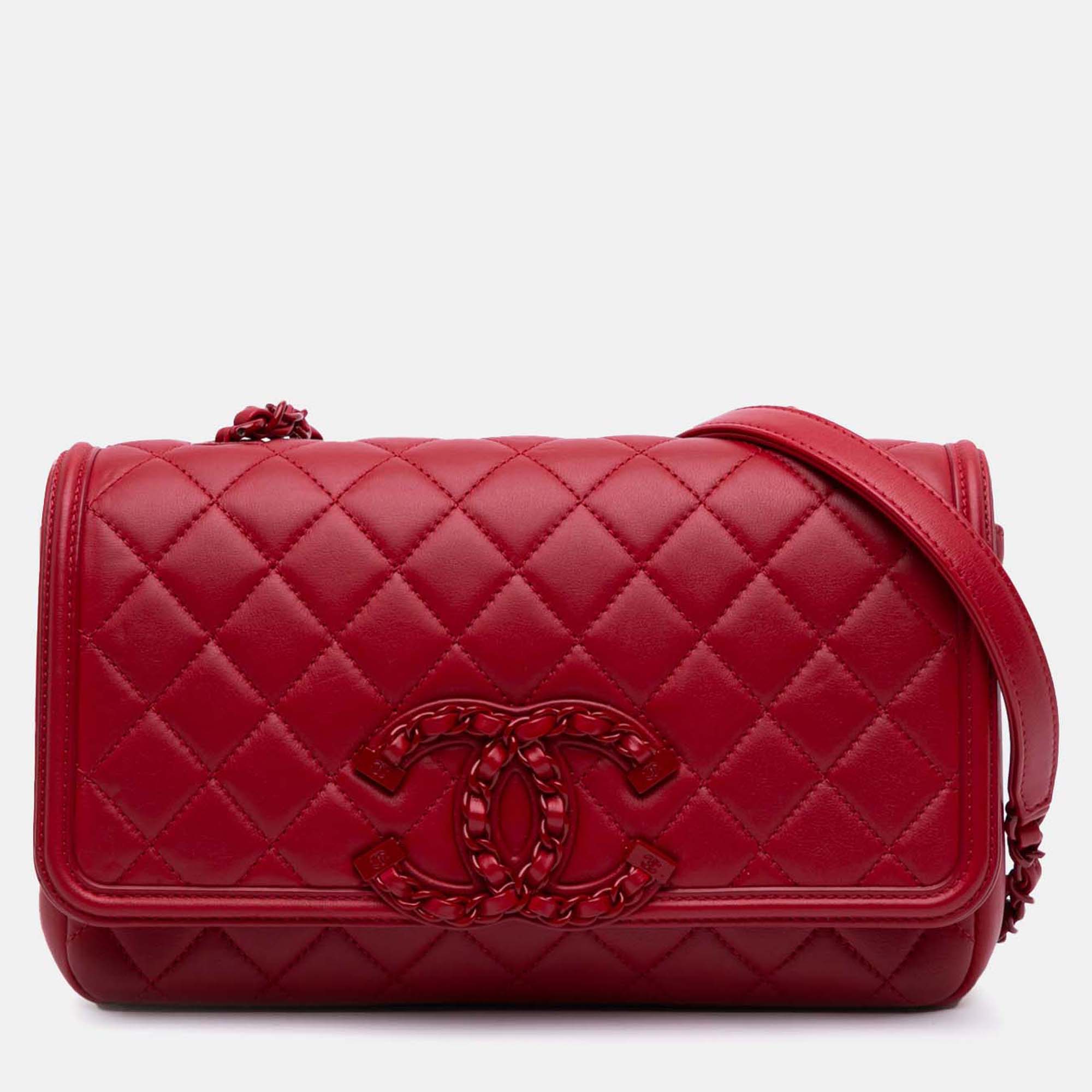 

Chanel Red Medium Quilted Calfskin CC Filigree Incognito Flap