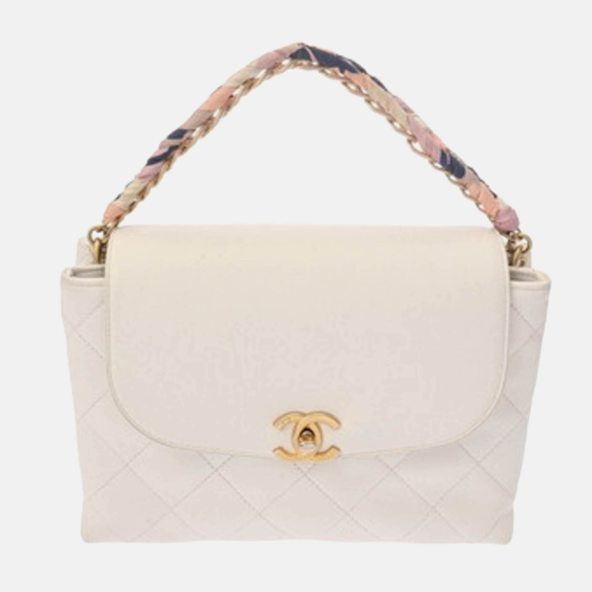 

Chanel Matelasse 2Way Chain Shoulder Bag White Caviar Skin