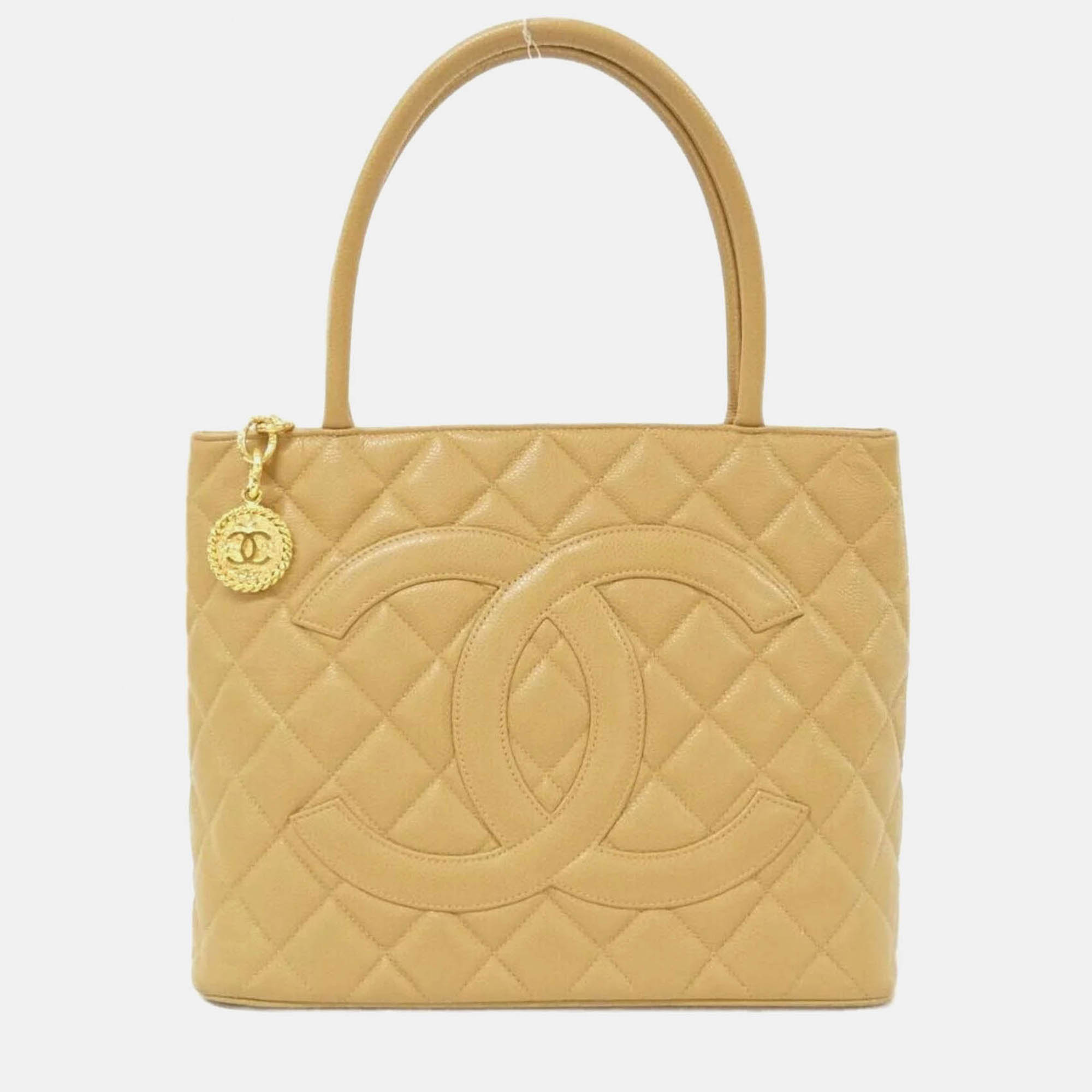 

Chanel Beige Handbag