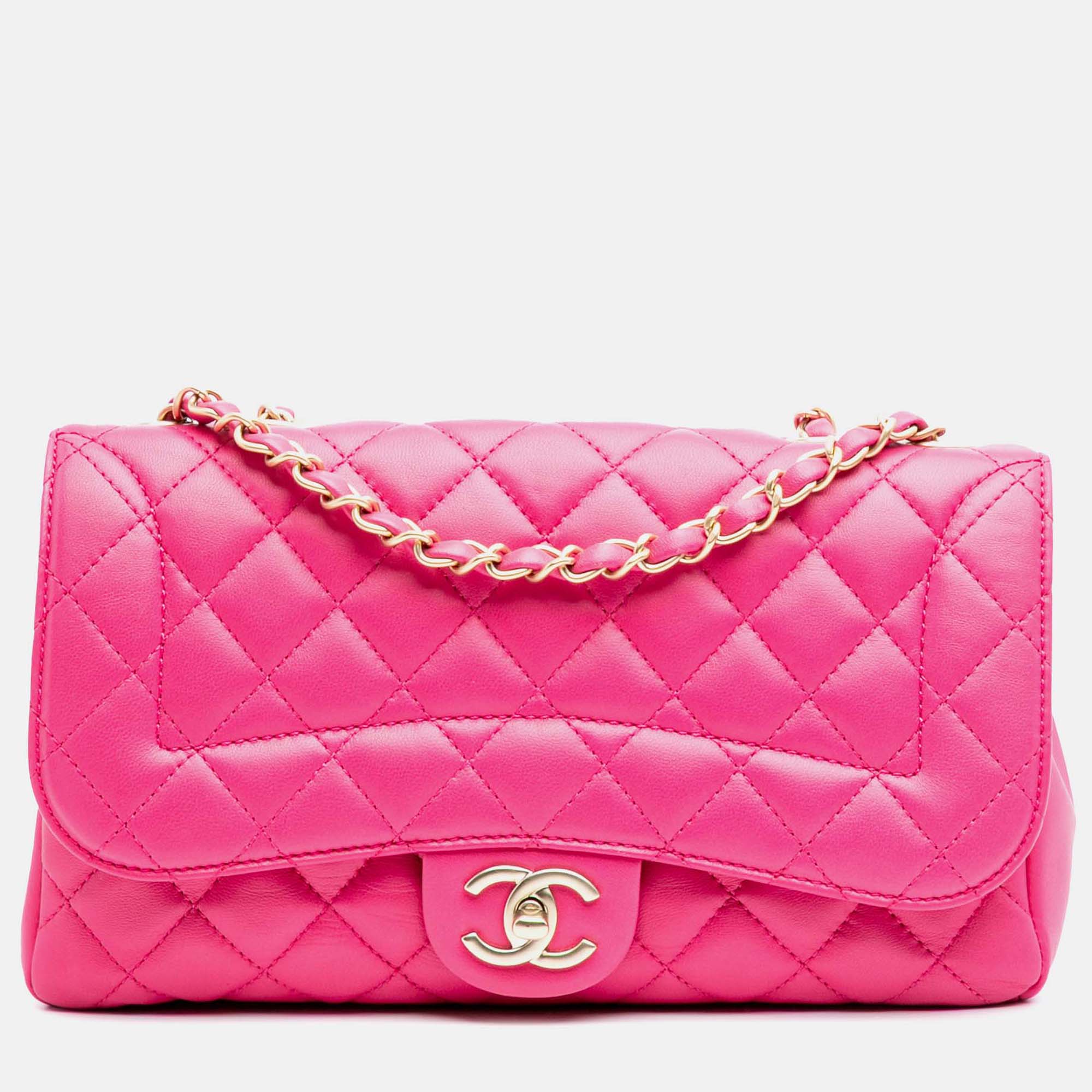 

Chanel Pink Medium Quilted Lambskin Mademoiselle Chic Flap