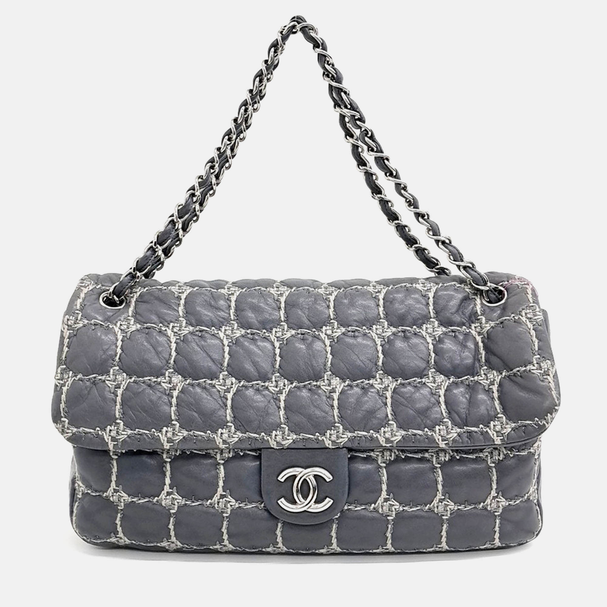 

Chanel Grey Leather Stitch Shoulder Bag