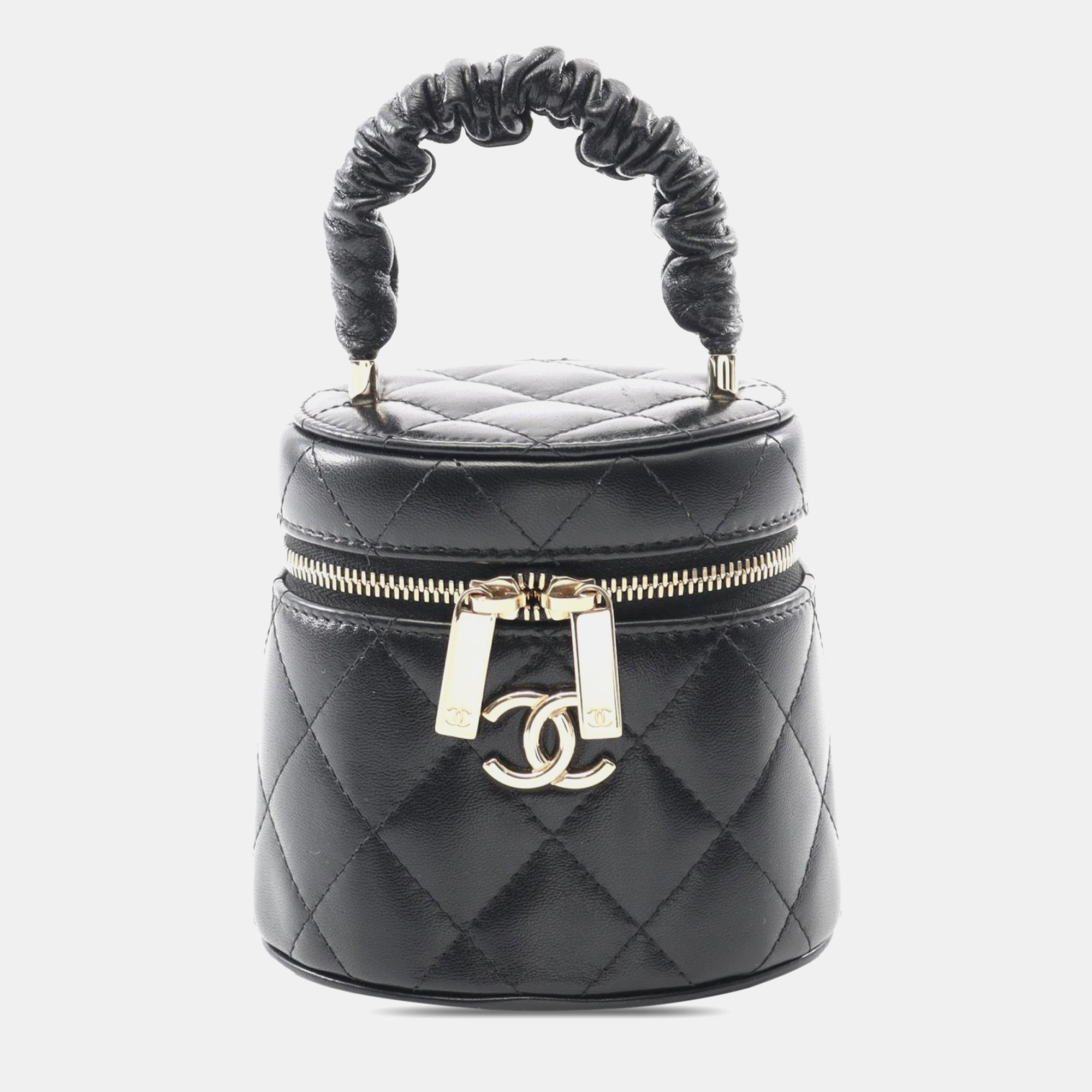 

Chanel Black Mini Quilted Lambskin Ruched Handle Vanity Case