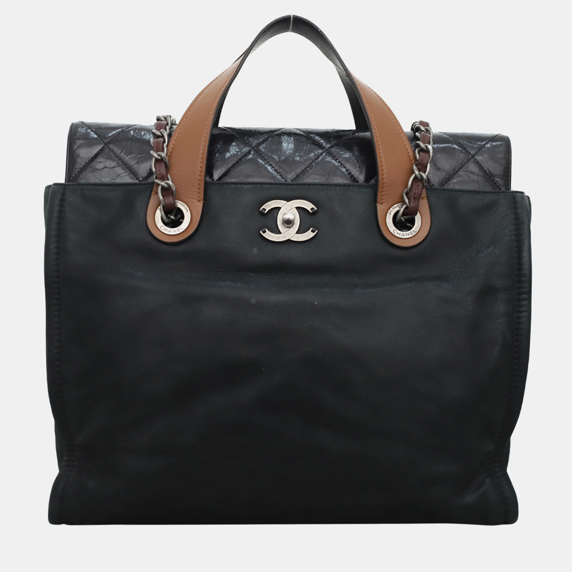 

Chanel In The Mix Black Leather Shoulder Bag