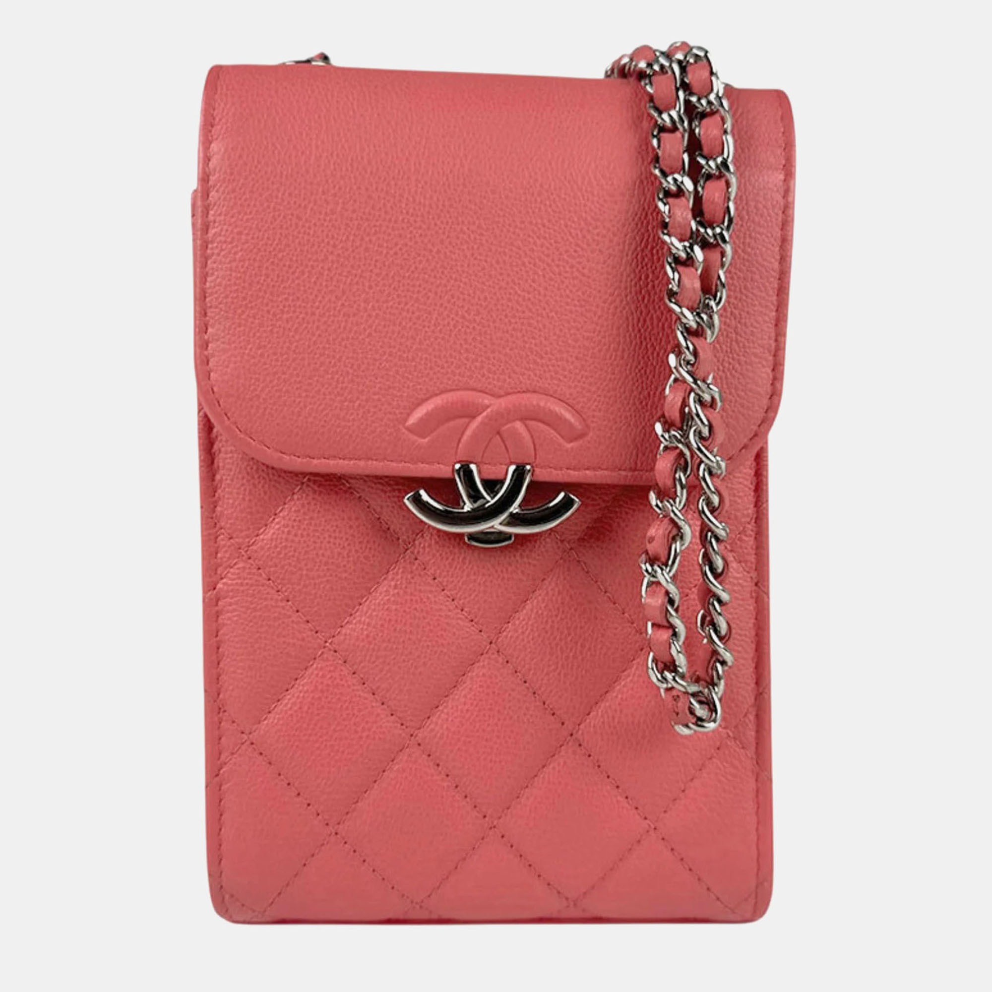 

Chanel CC Grained Calfskin Quilted Box Clutch With Chain, Pink