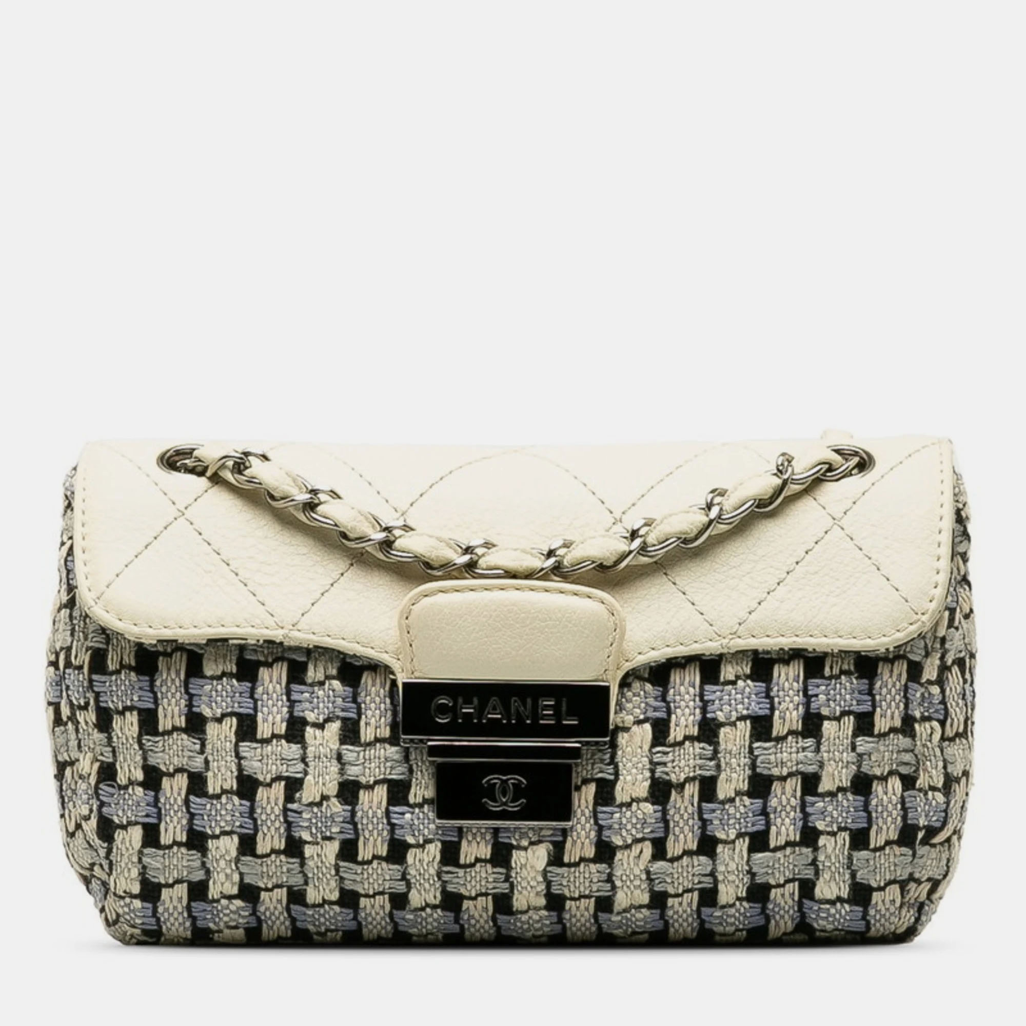 

Chanel Single Flap Blue Tweed Calfskin Woven Shoulder Bag