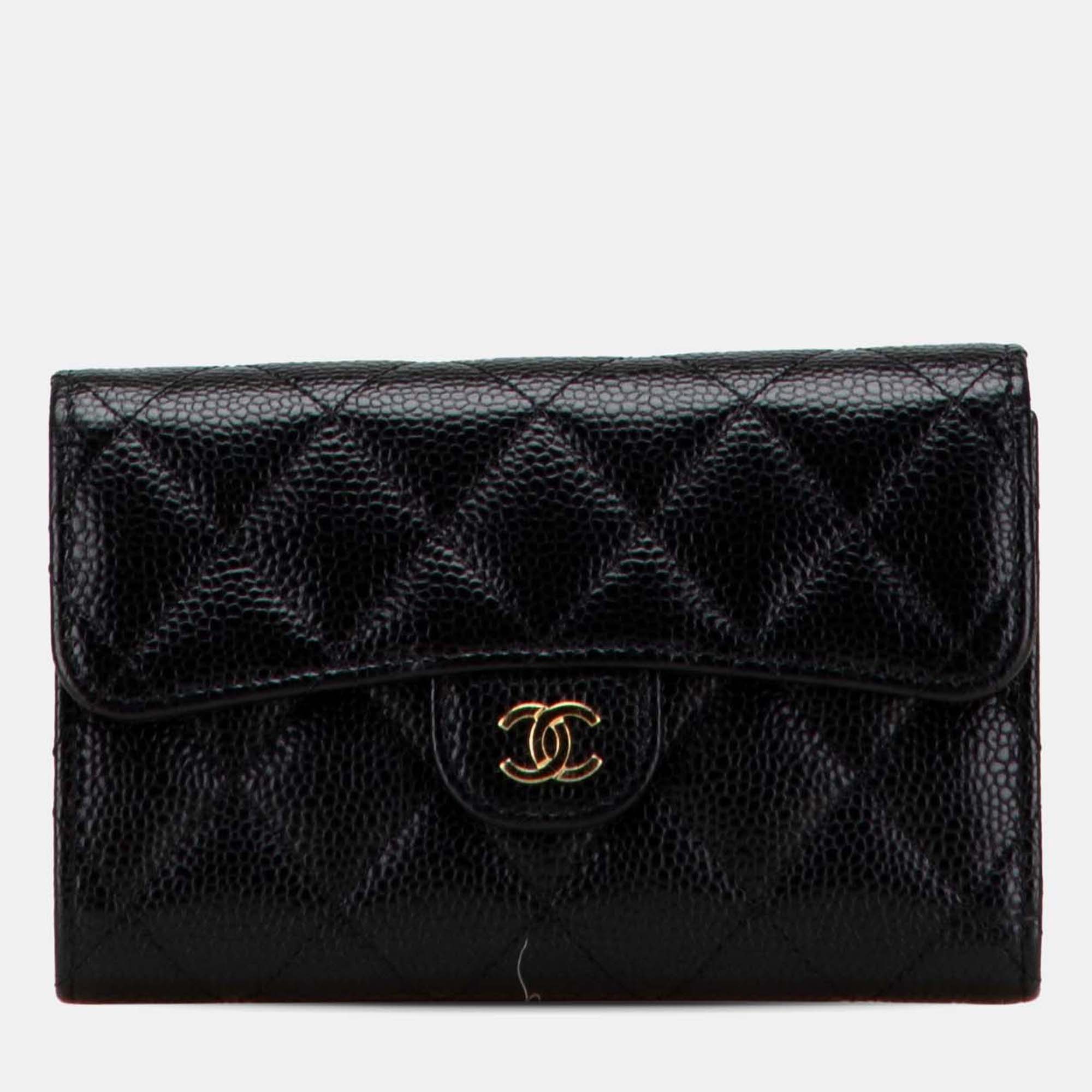 

Chanel Black CC Quilted Caviar Trifold Flap Wallet