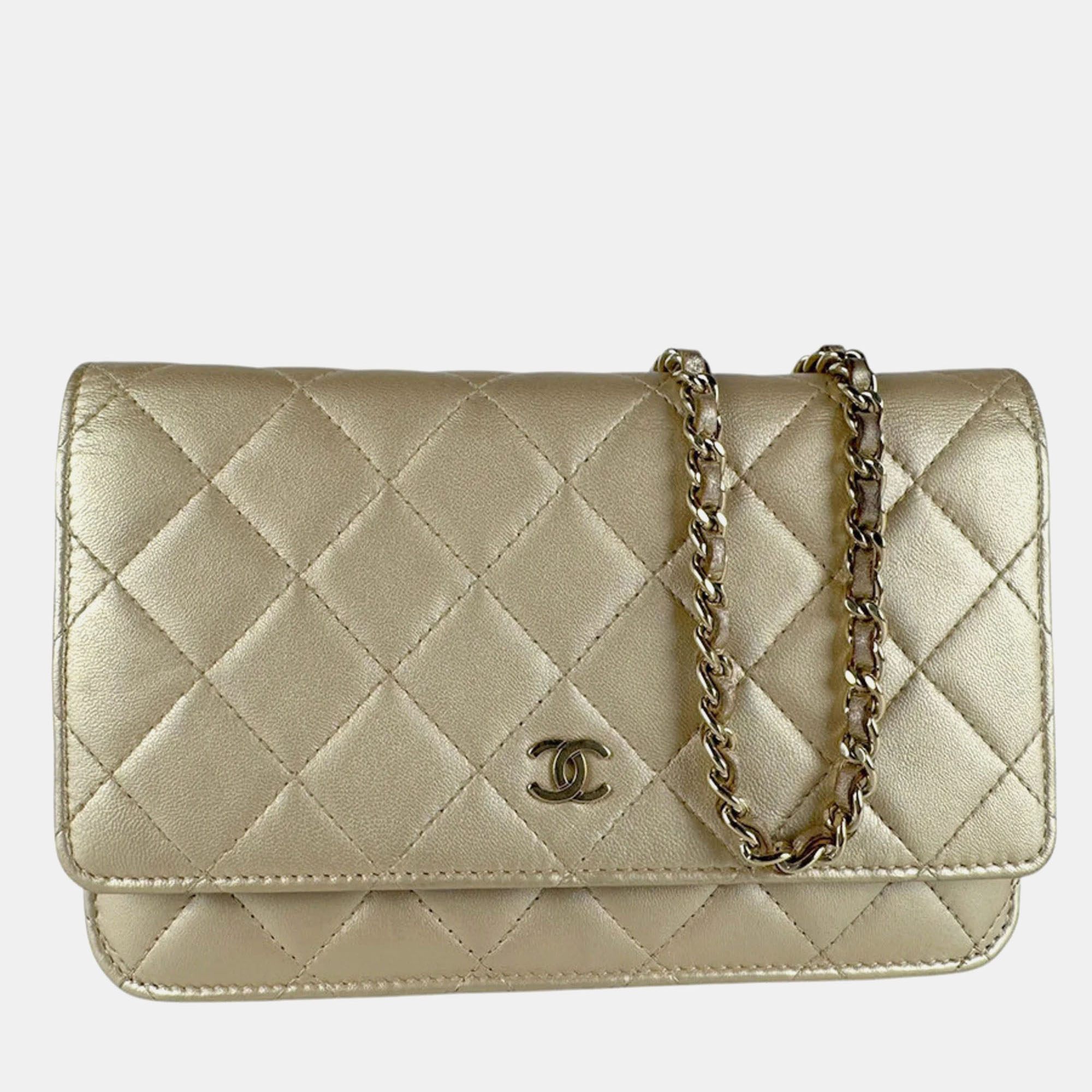 

Chanel Classic Gold Leather Wallen On Chain
