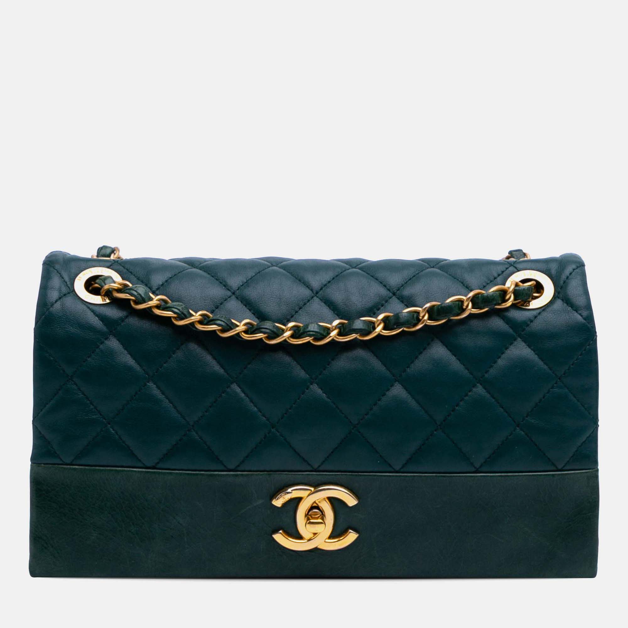 

Chanel Green Medium Calfskin Soft Elegance Flap