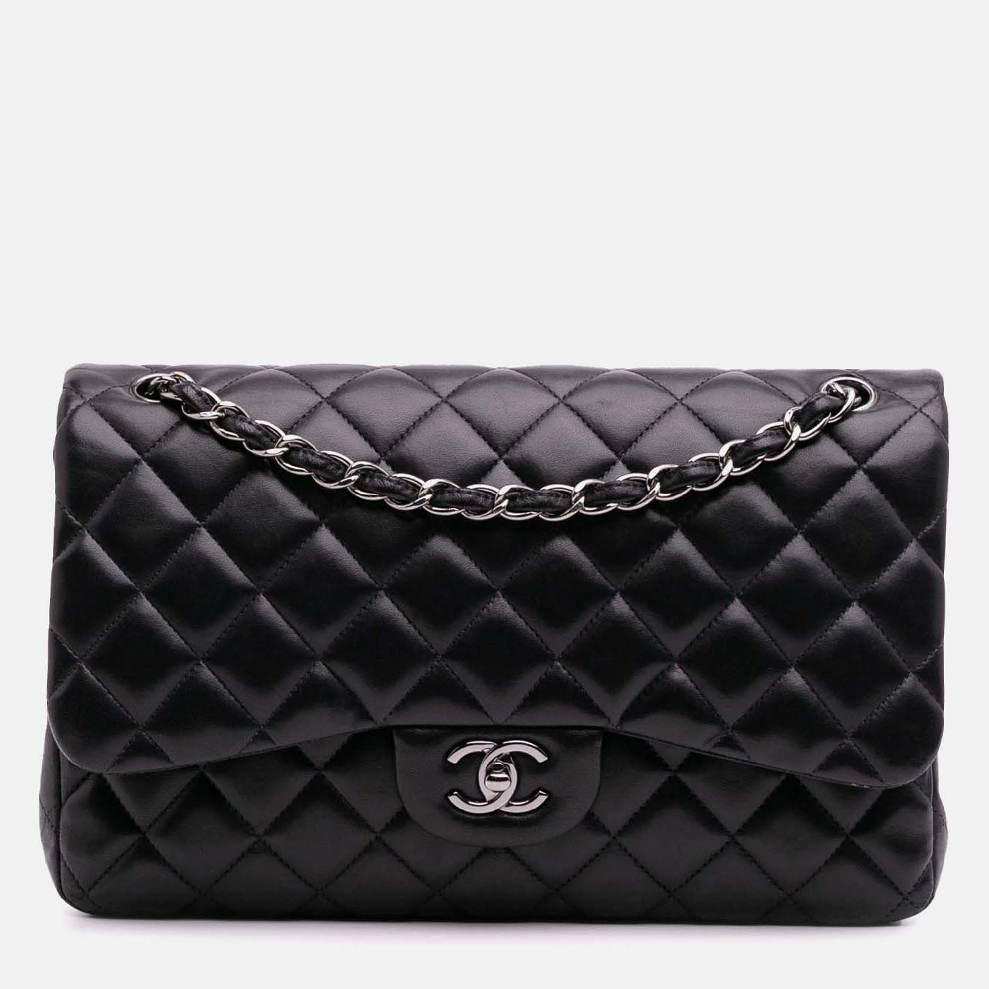 

Chanel Black Jumbo Classic Lambskin Double Flap