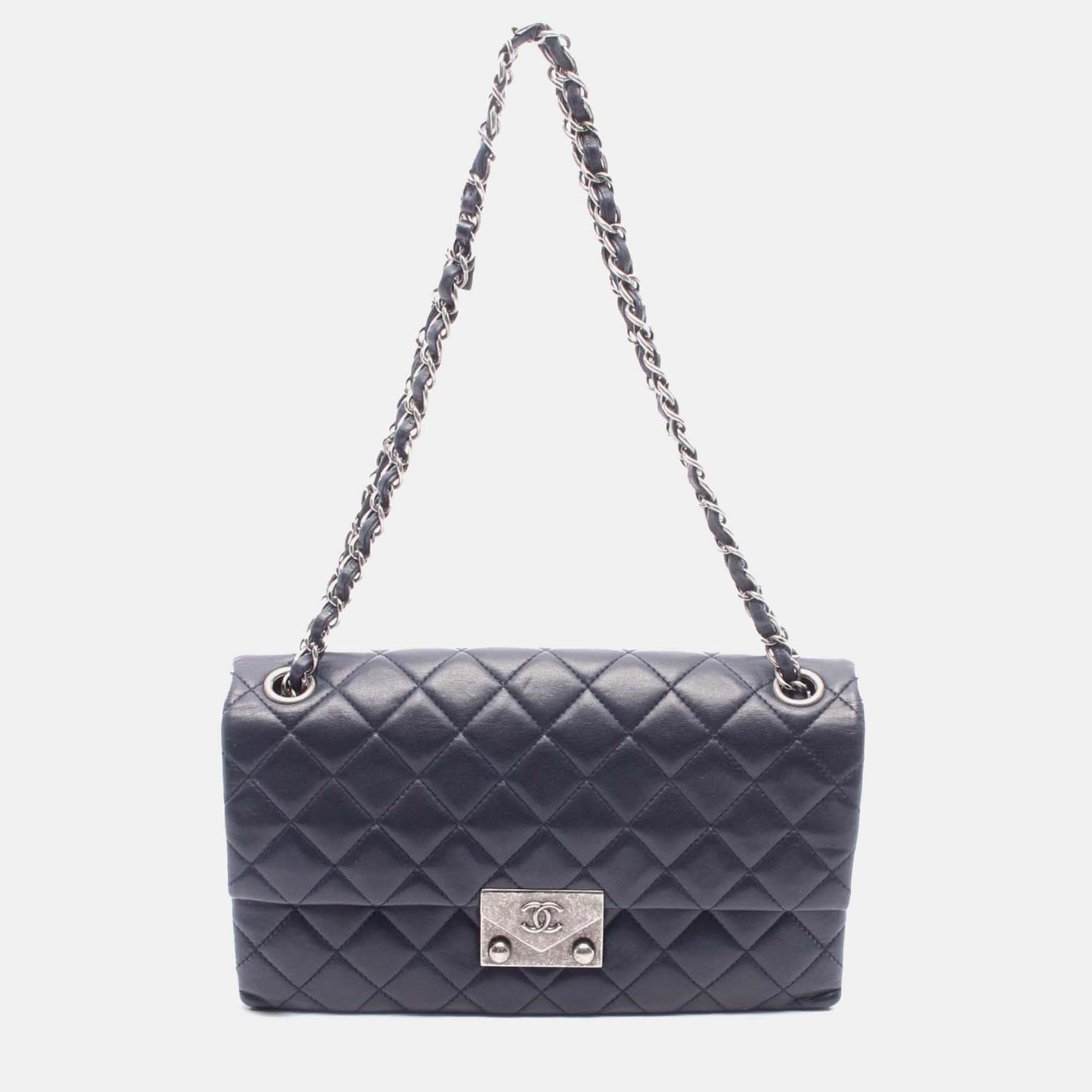 

Chanel Navy Blue CC Quilted Lambskin Pushlock Single Flap