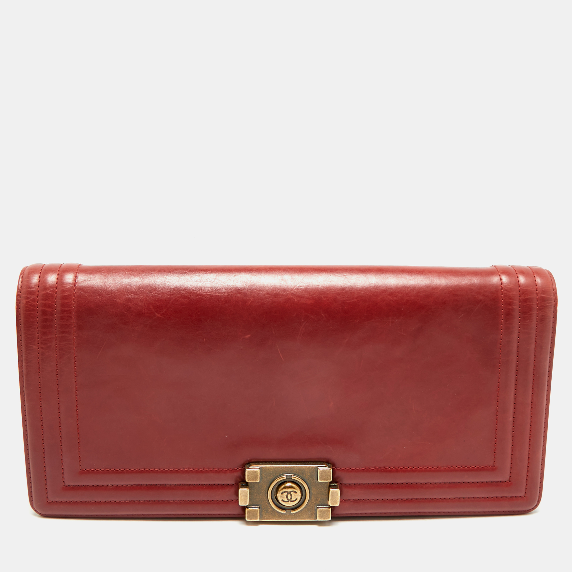 

Chanel Red Leather Boy Clutch
