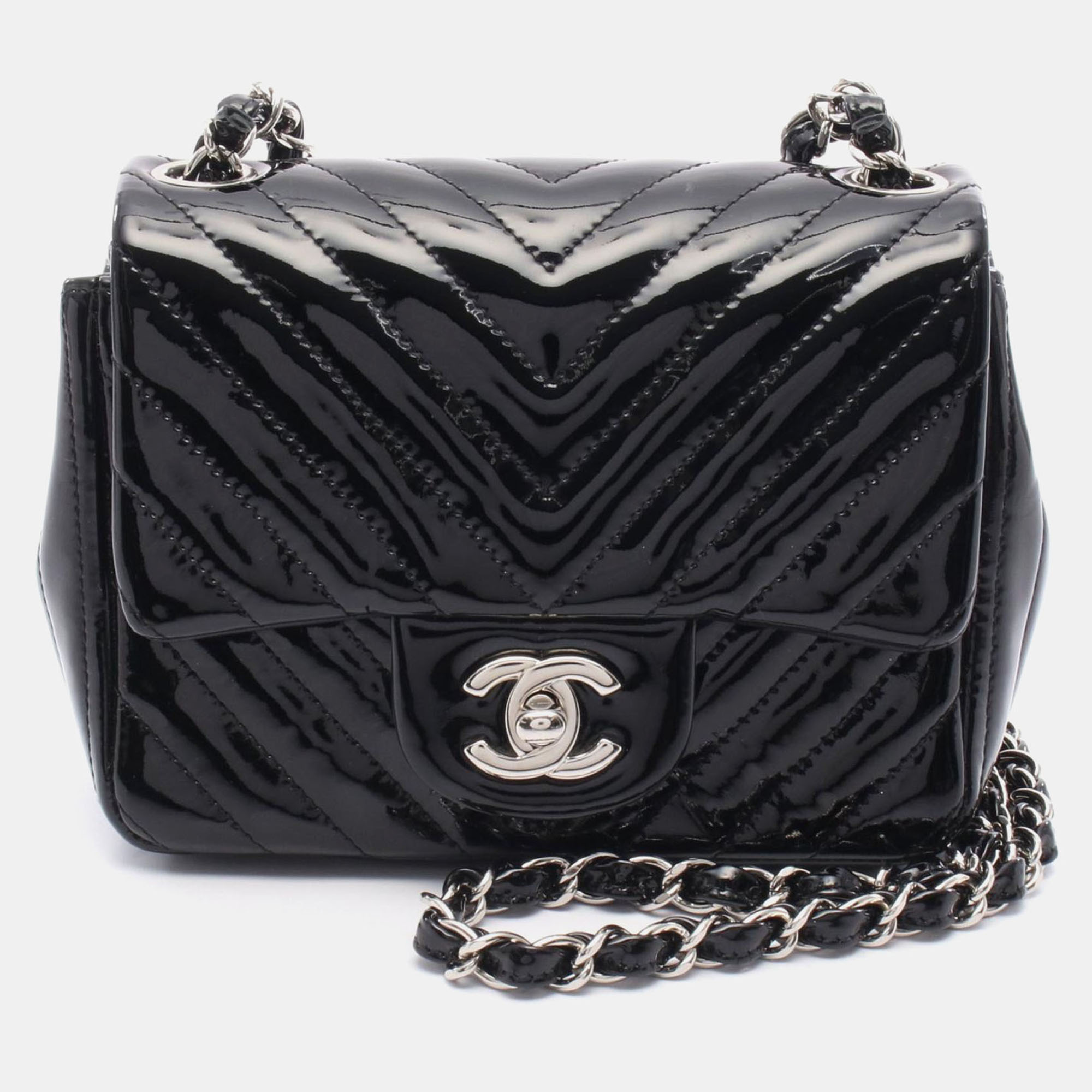 

Chanel Chevron Black Patent Leather Chain Shoulder Bag