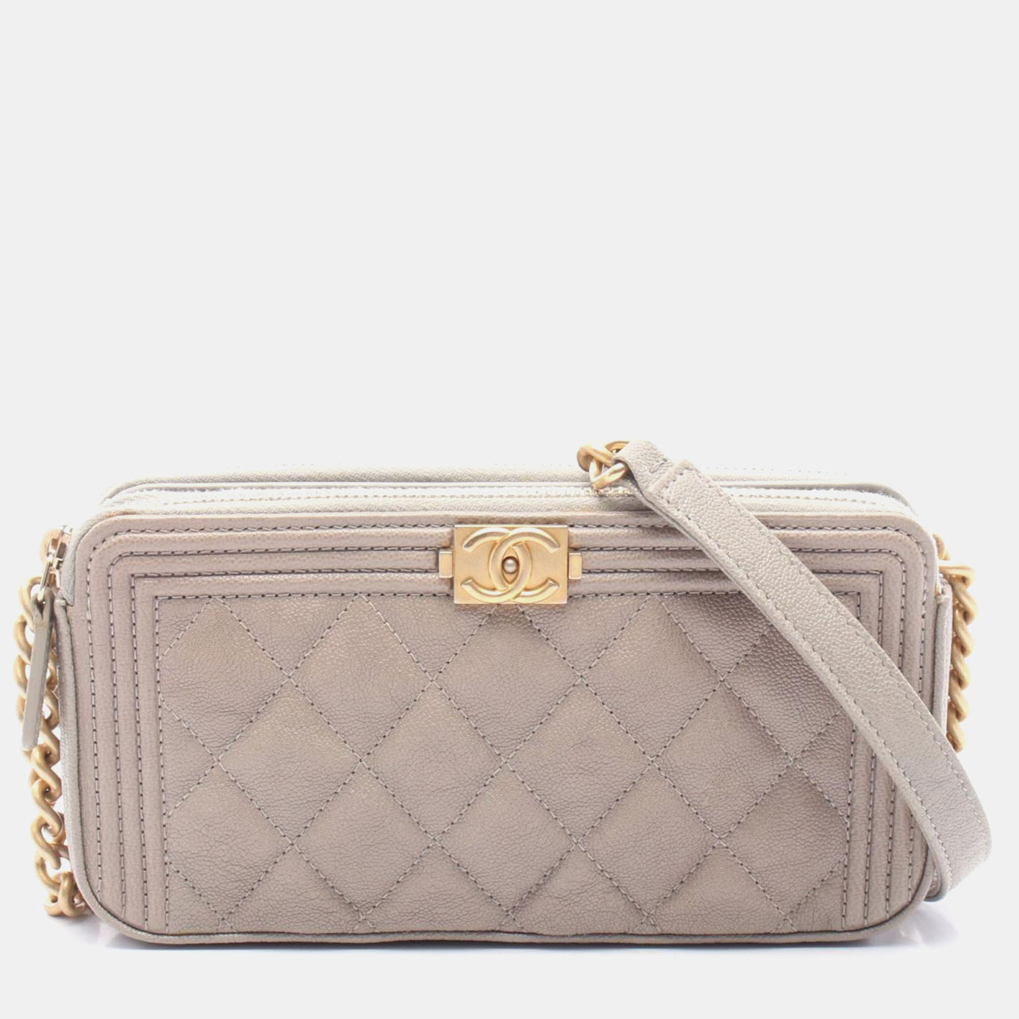 

Chanel Boy Chanel Shoulder Bag Leather Grained Calfskin Beige Ghw Cc