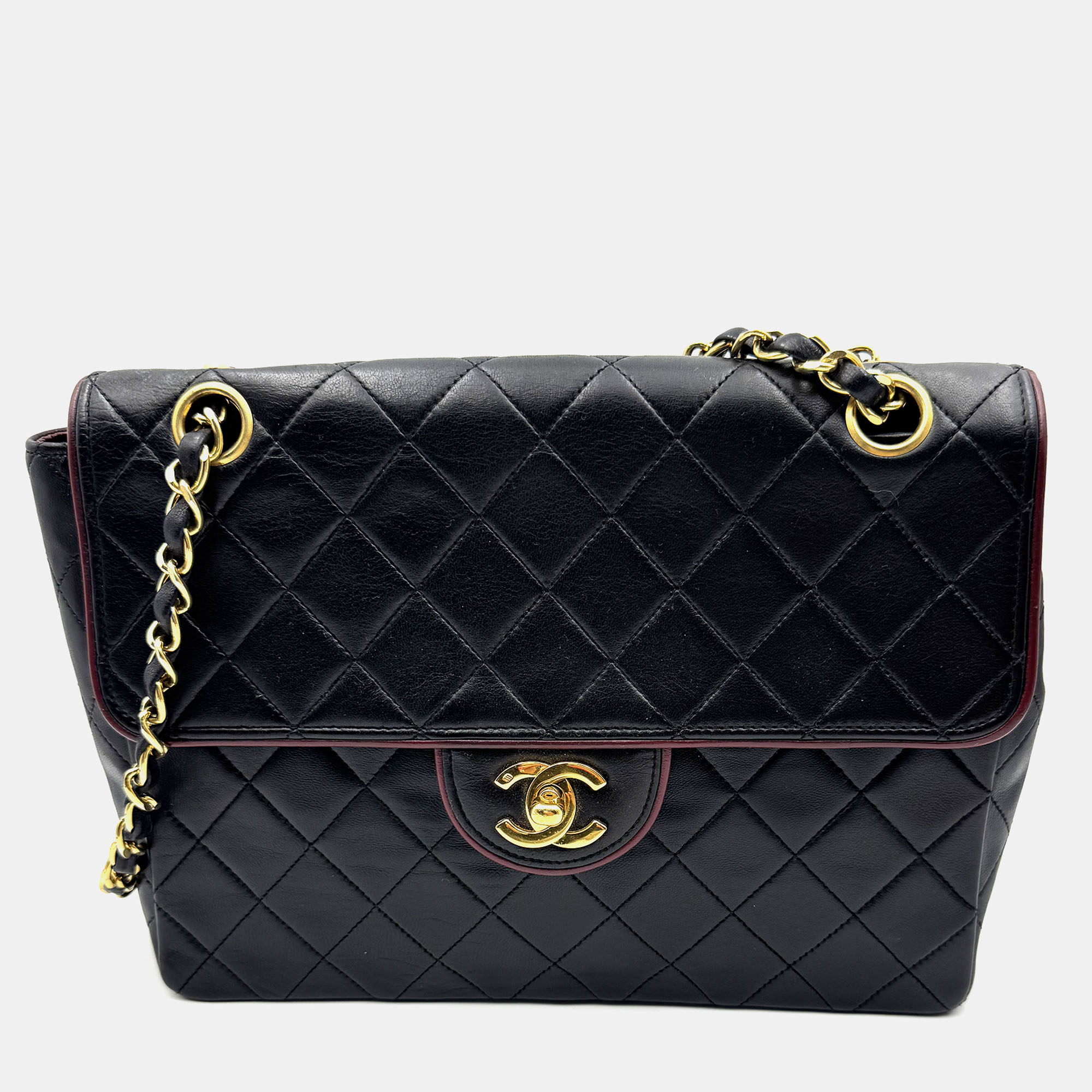

Chanel Vintage Classic Flap Black Leather Shoulder Bag