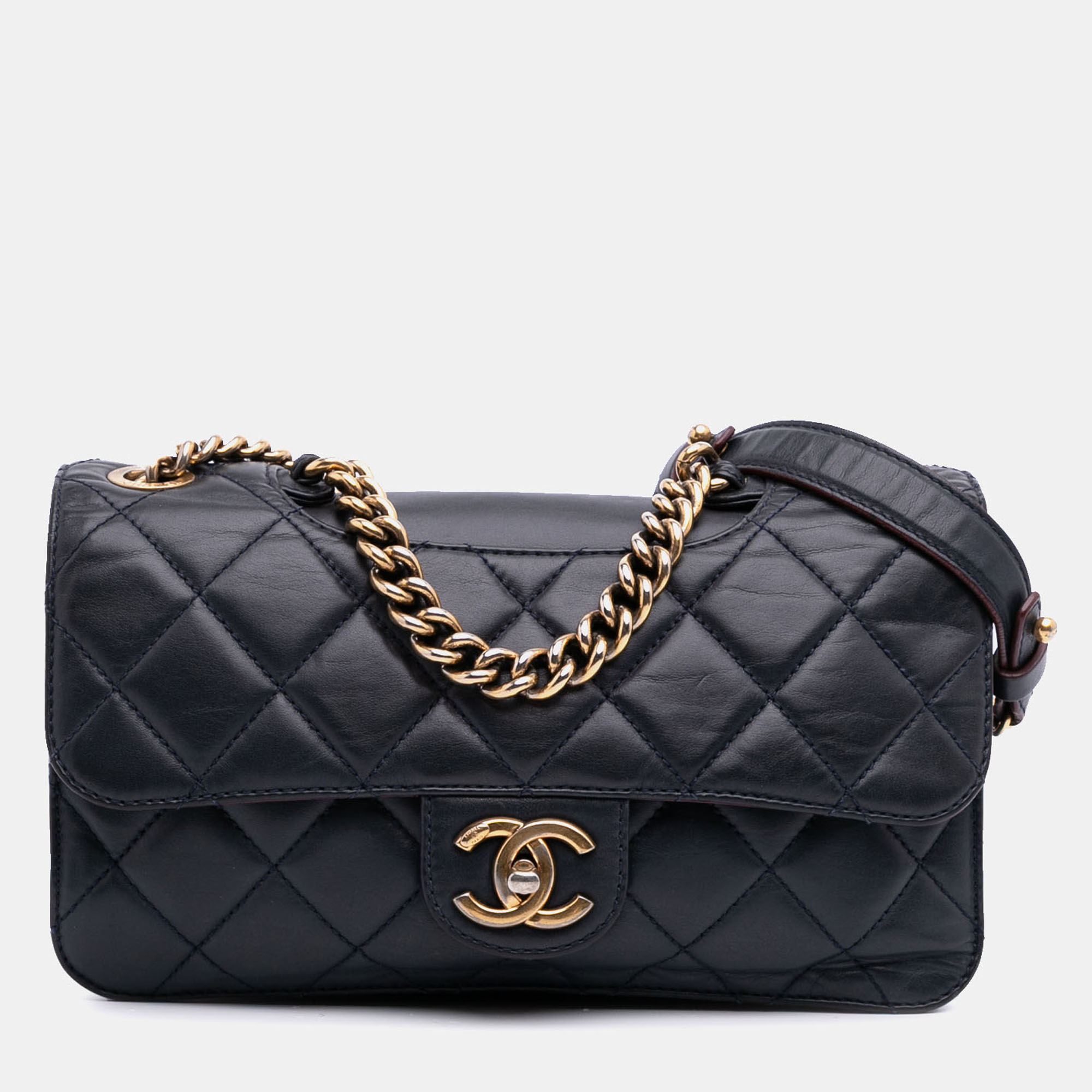 

Chanel Navy Blue Medium Quilted Glazed Calfskin Perfect Edge Flap