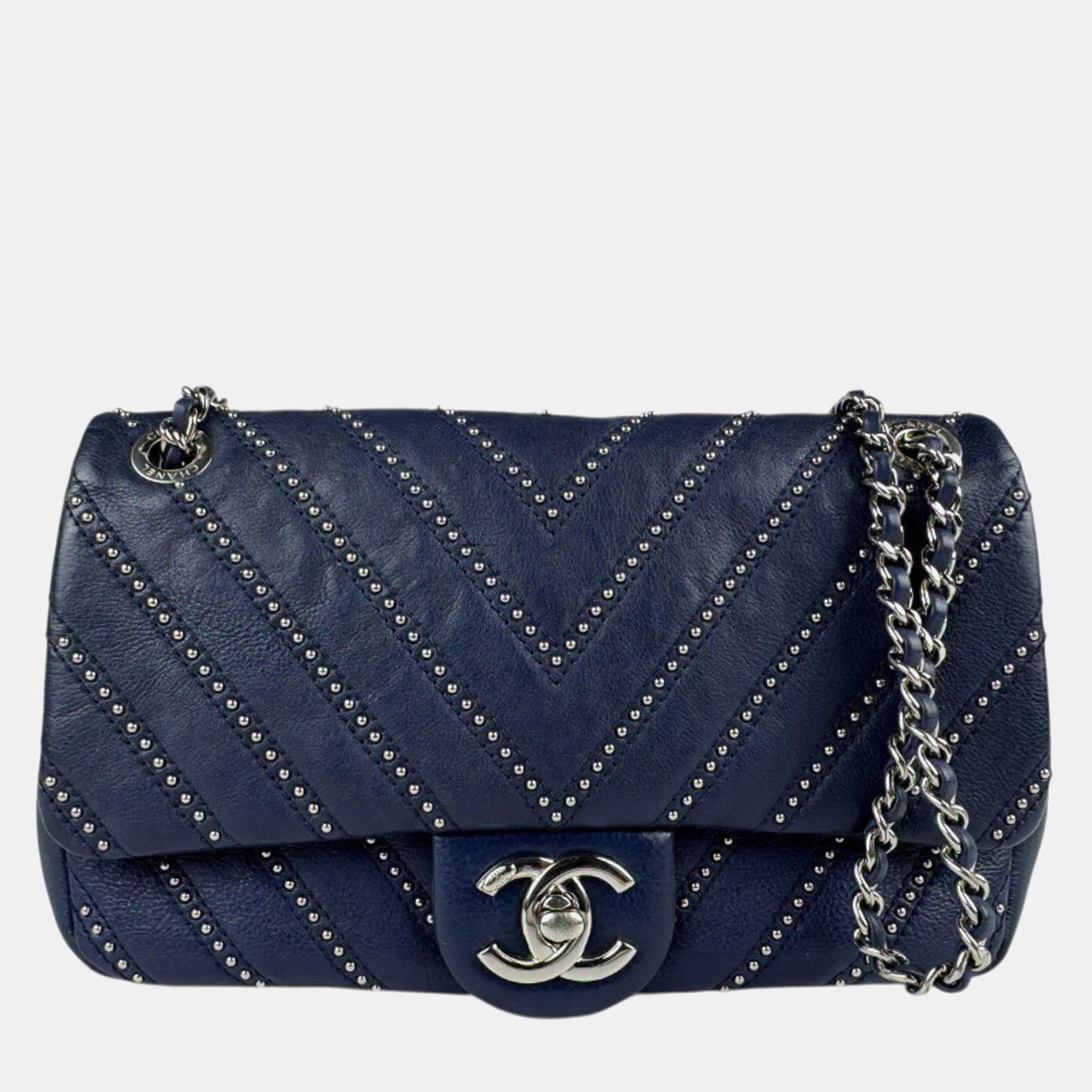 

Chanel V-Stitch Navy Leather Shoulder Bag, Navy blue
