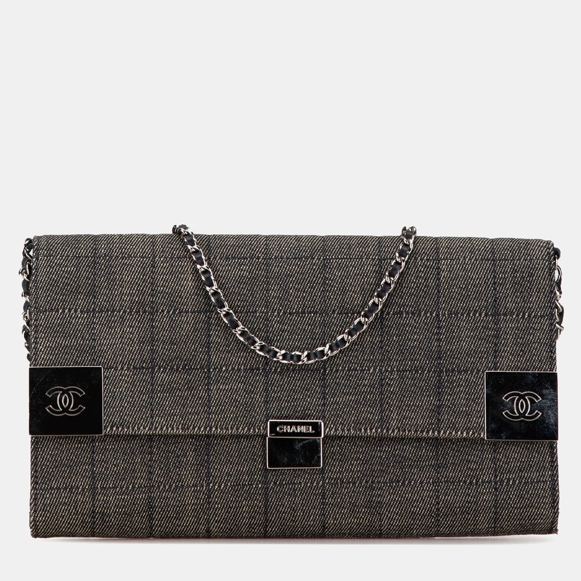 

Chanel Grey CC Choco Bar Denim Chain Flap