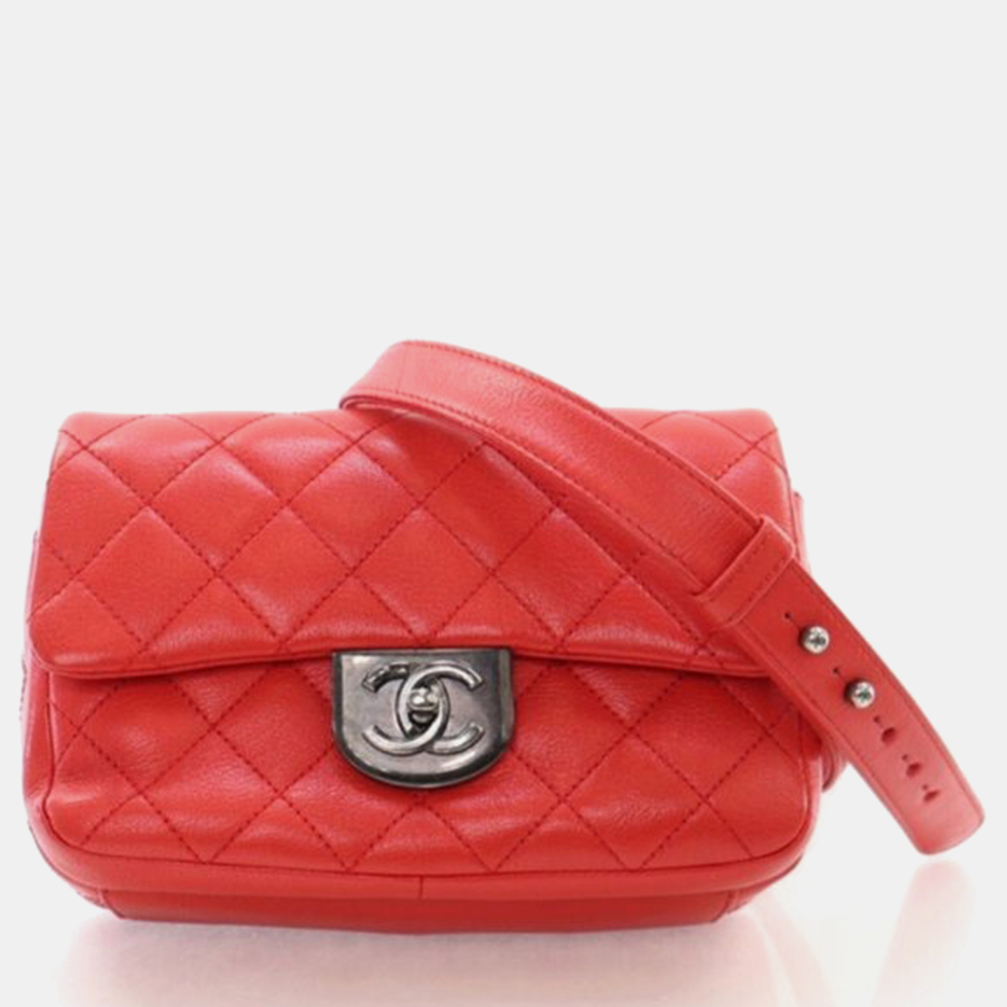 

Chanel Seasonal Flap Small Red Calfskin Shoulder Bag