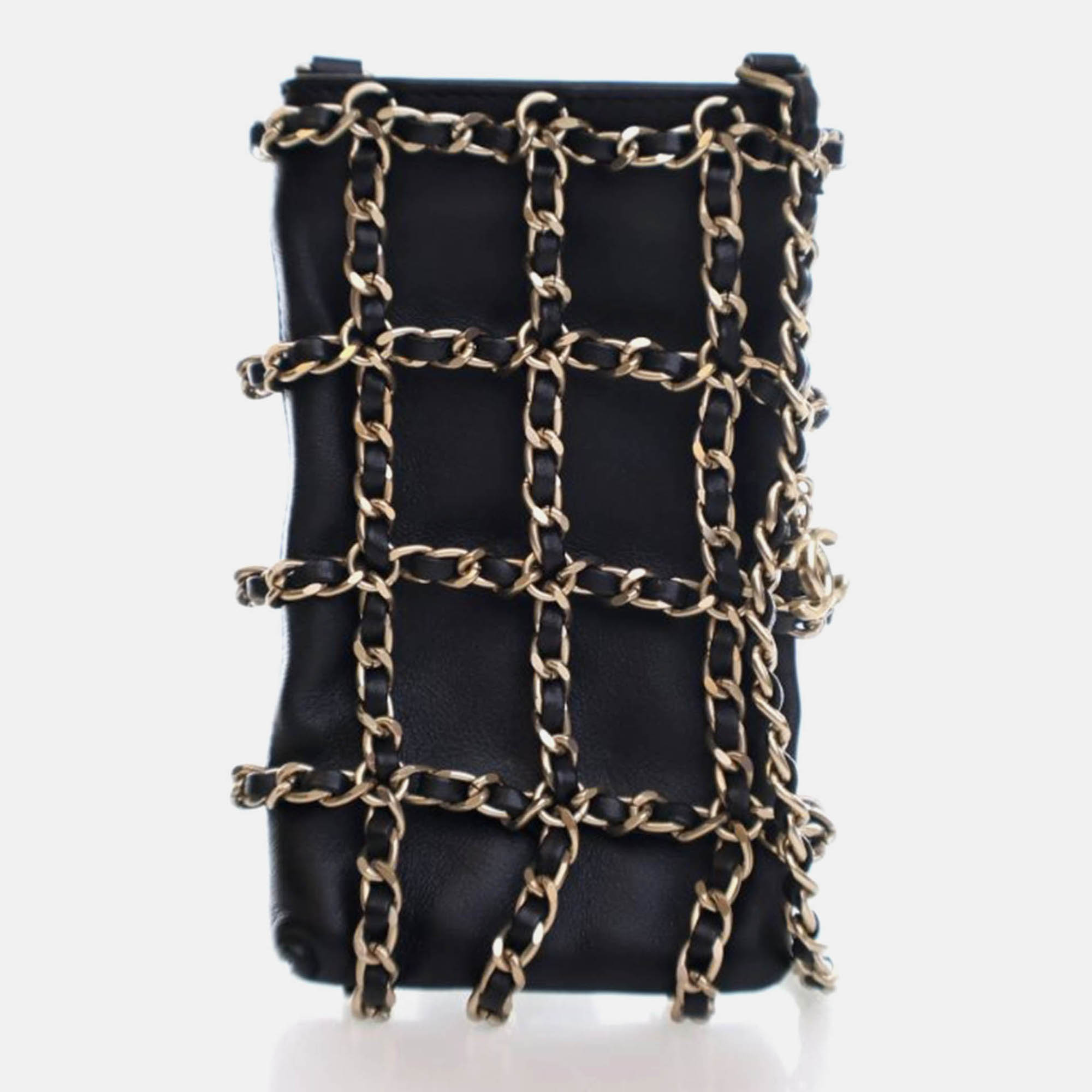 

Chanel Black Lambskin Tech Me Out Clutch With Chain