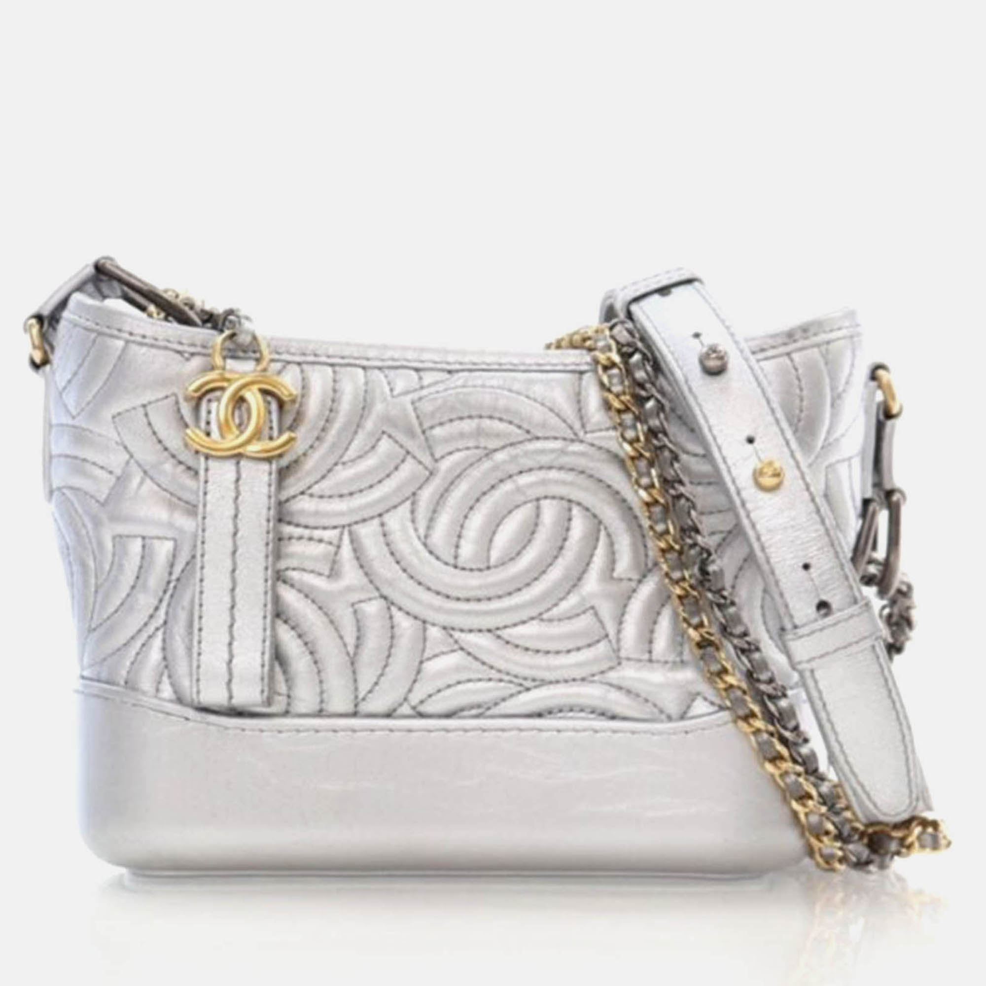 

Chanel Gabrielle Hobo Small Silver Calfskin Shoulder Bag
