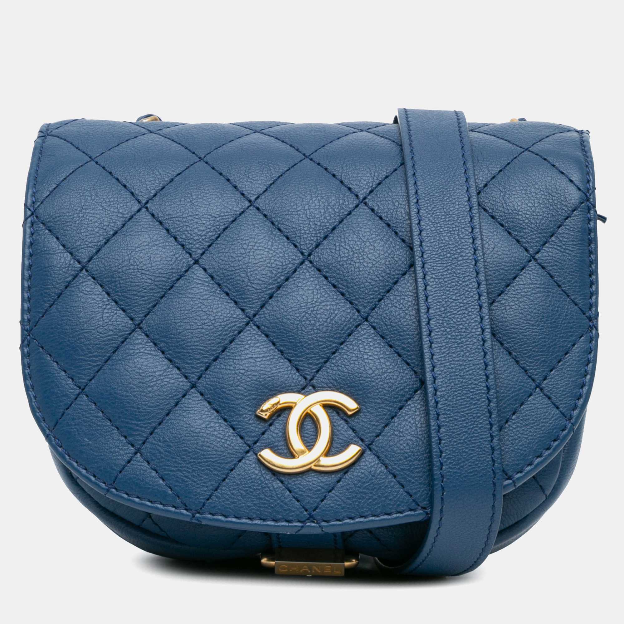 

Chanel Blue Quilted Grained Calfskin Casual Trip Messenger