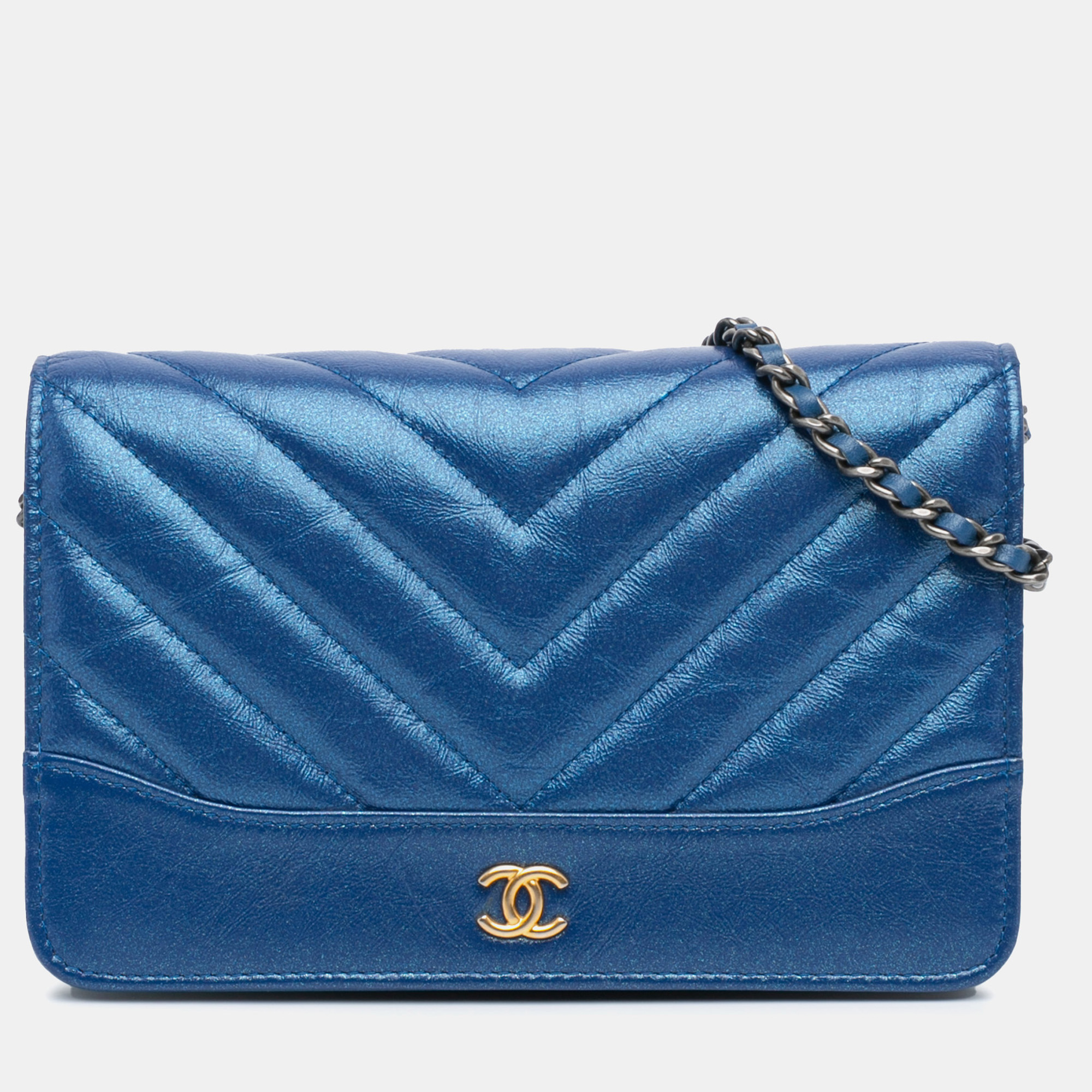 

Chanel Blue Chevron Aged Metallic Calfskin Gabrielle Wallet On Chain