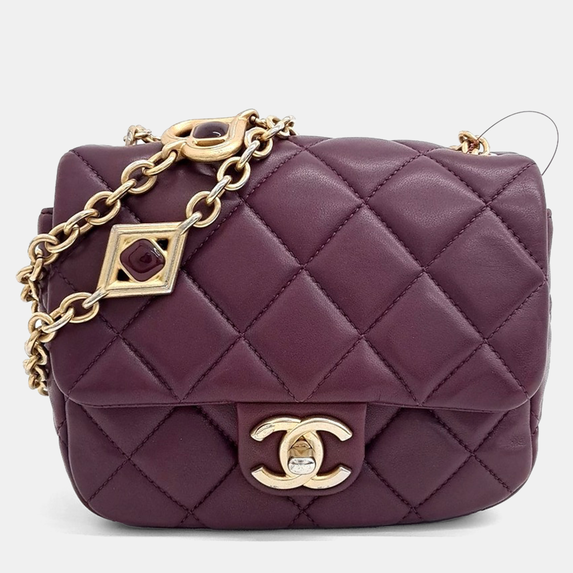 

Chanel Purple Leather lambskin embellished chain petit sac crossbody bag