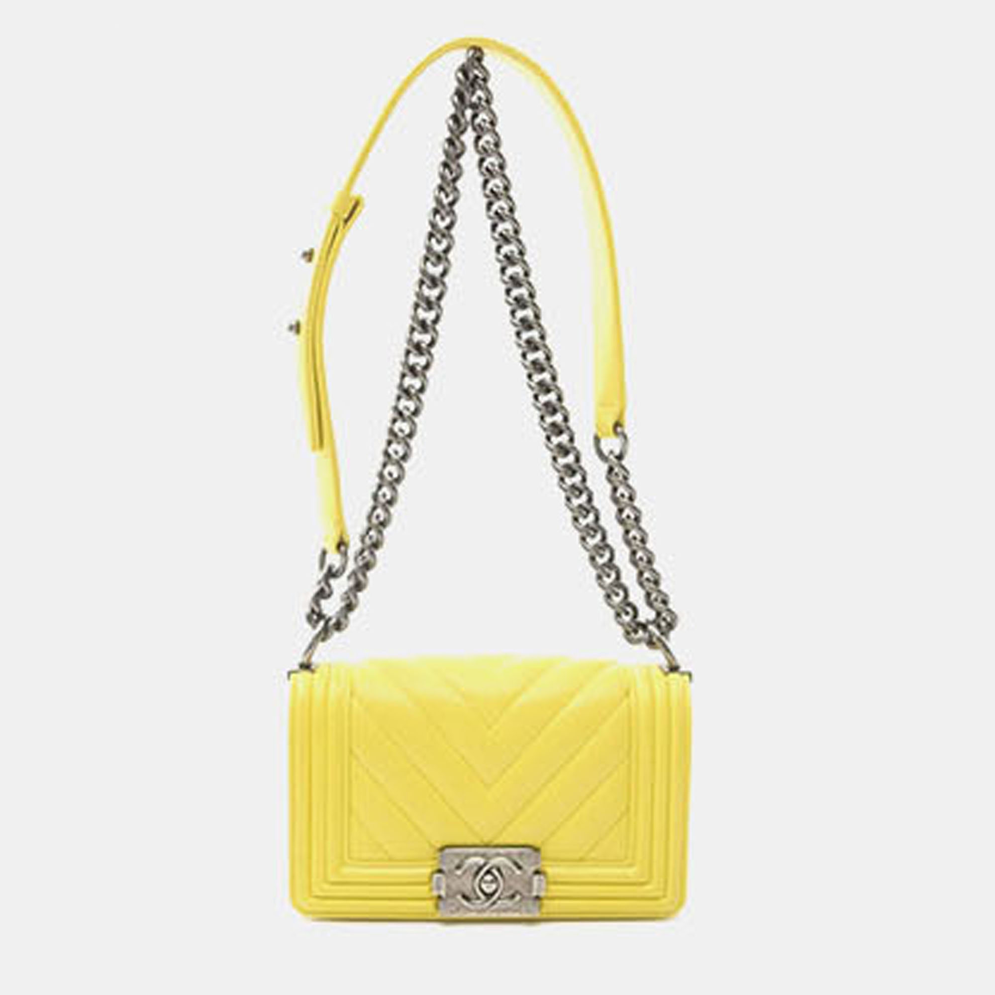 

Chanel Boy Small Chevron Yellow Lambskin Shoulder Bag