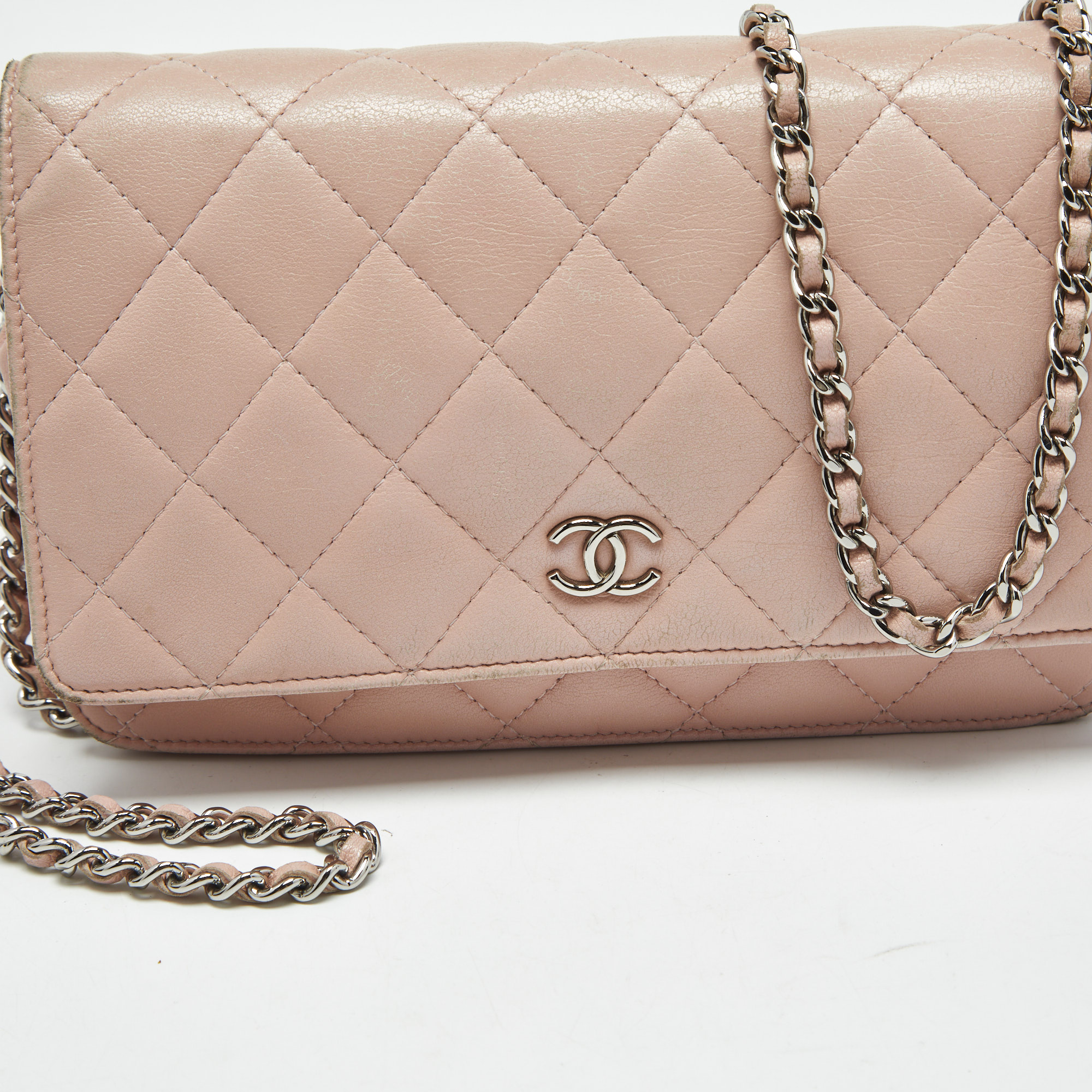 Pre-owned Chanel Light Pink Quilted Leather Cc Wallet On Chain