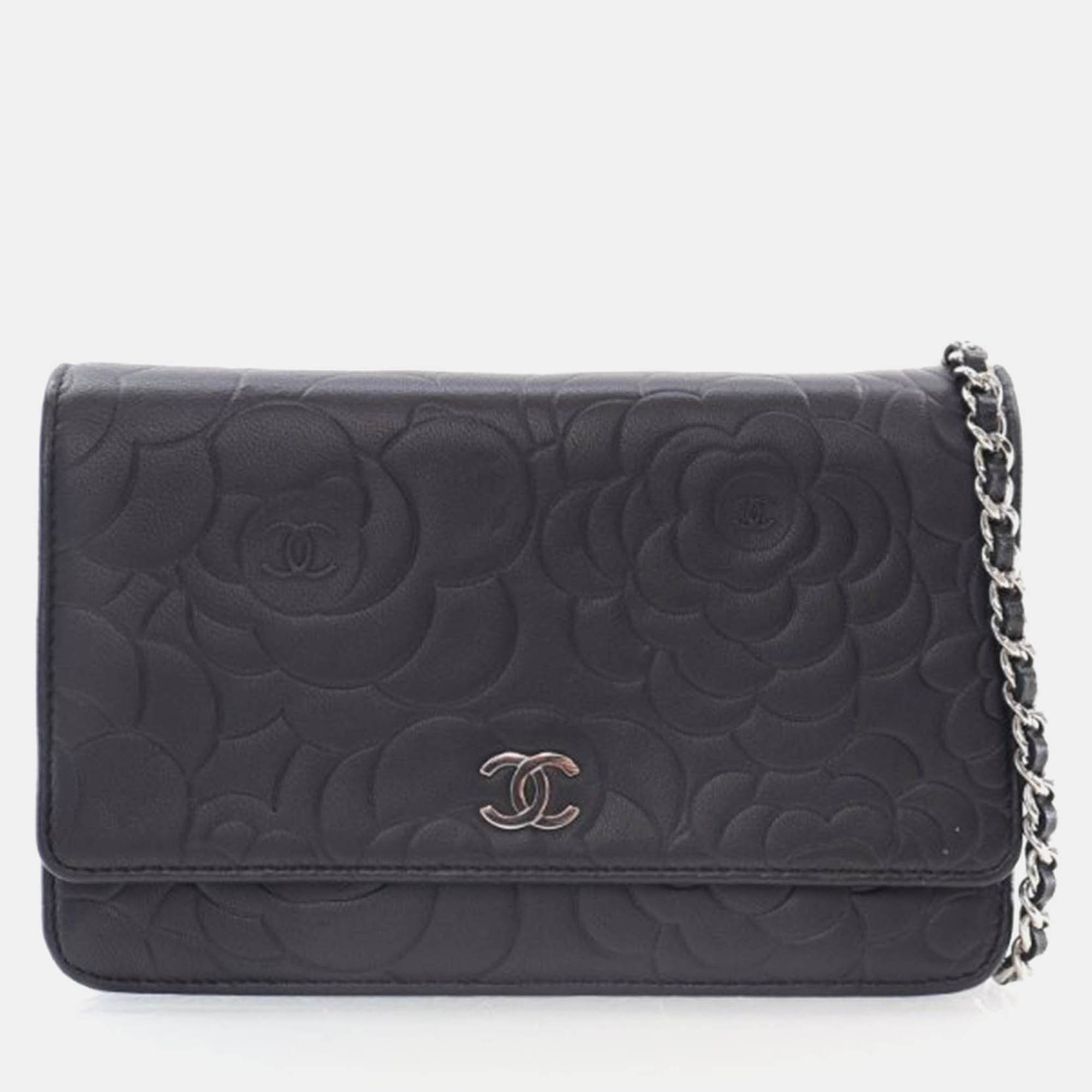 

Chanel Camellia Black Lambskin Wallet On Chain