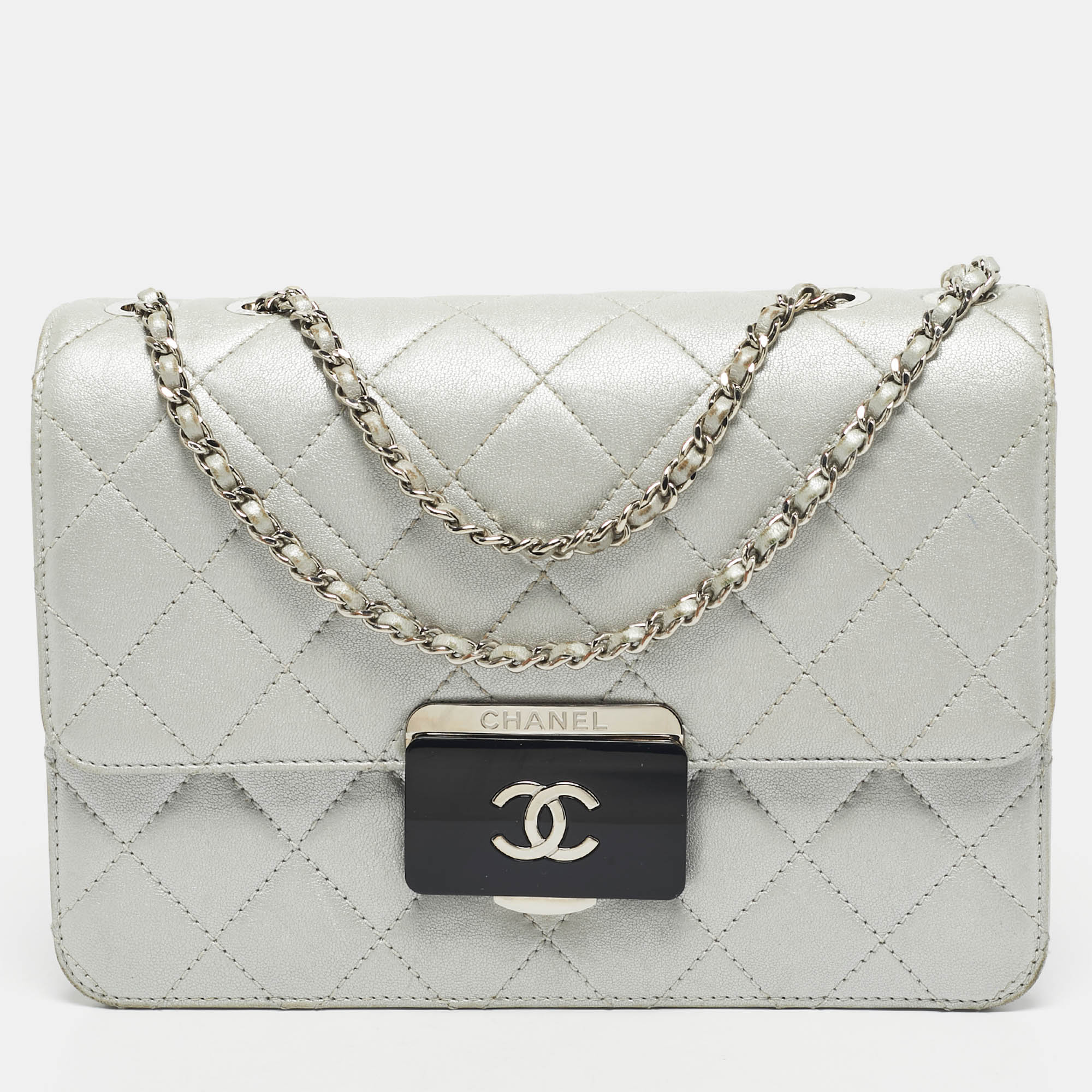 

Chanel Silver Quilted Leather Beauty Lock Flap Bag