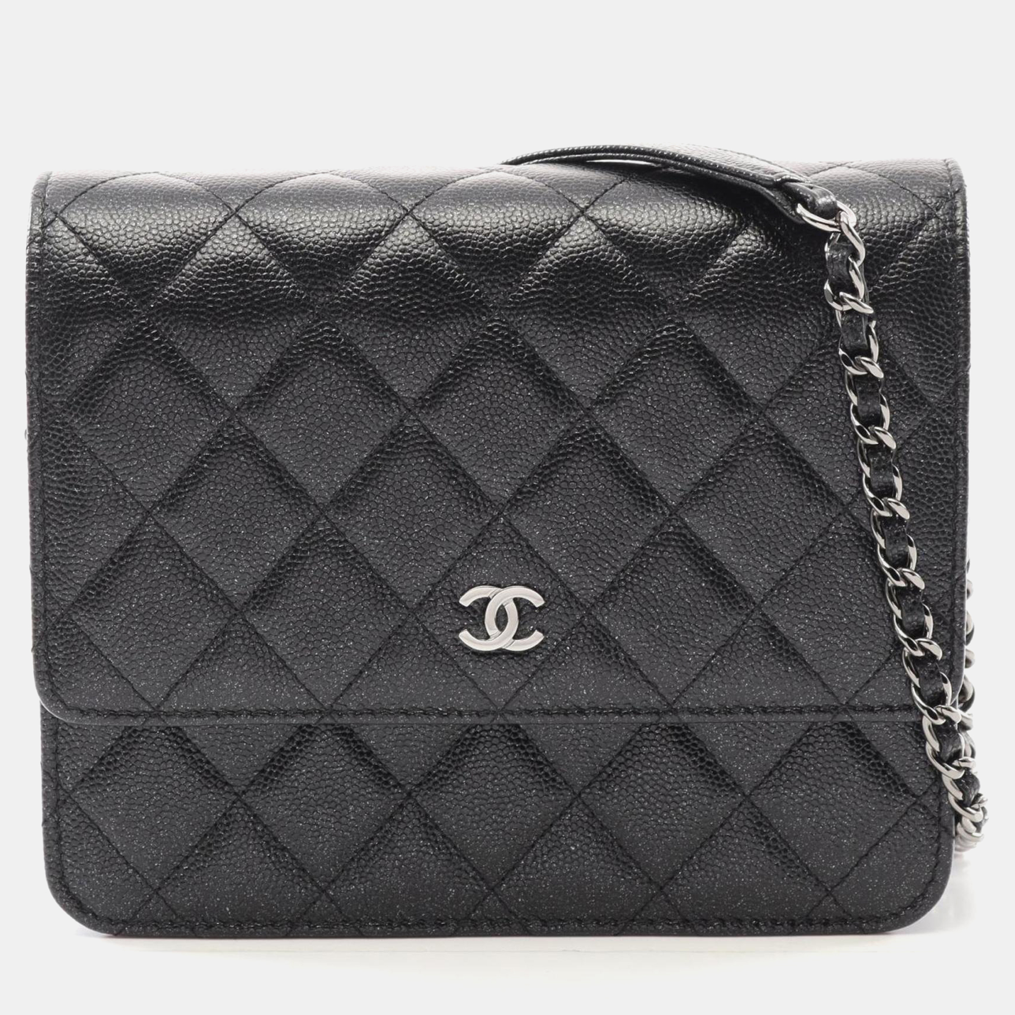 

Chanel Matelasse Shoulder Bag Calf Leather (Cowhide) Black