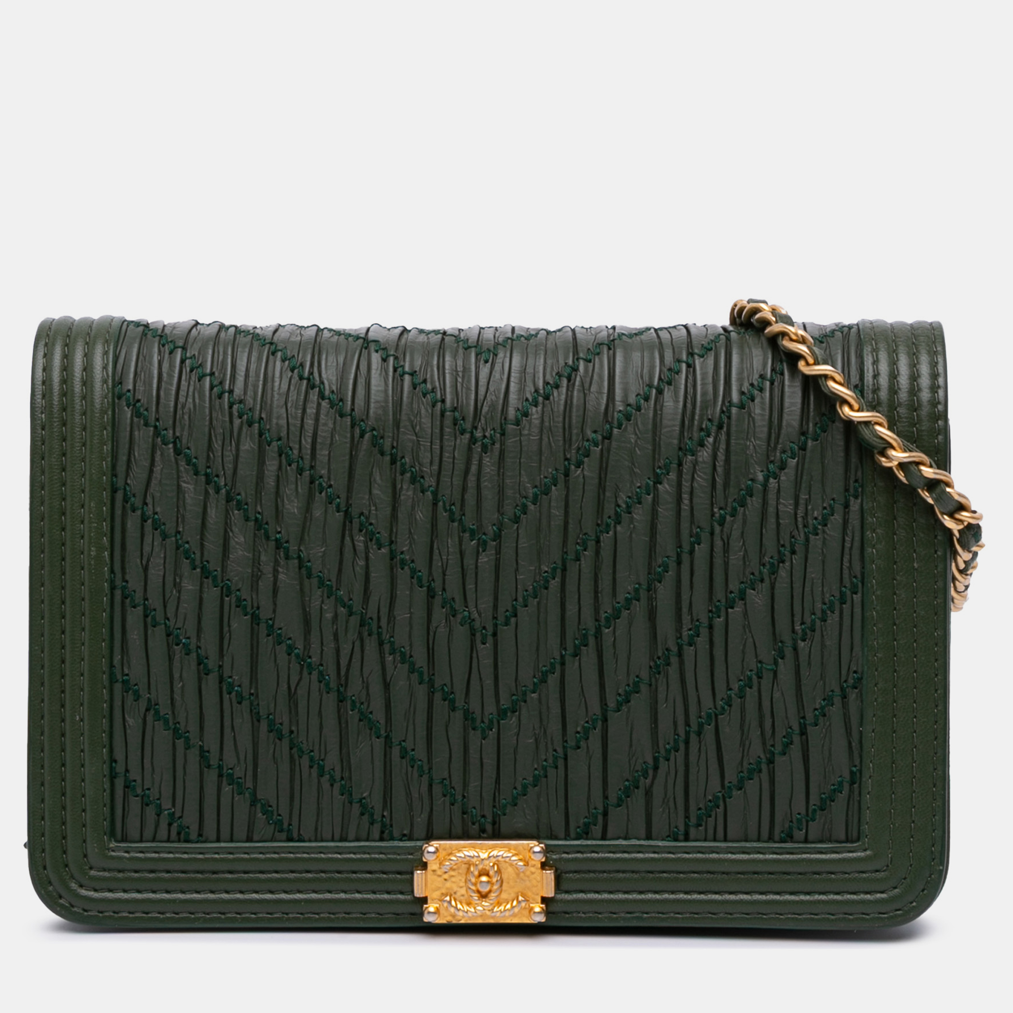 

Chanel Green Chevron Quilted Crumpled Calfskin Boy Wallet On Chain