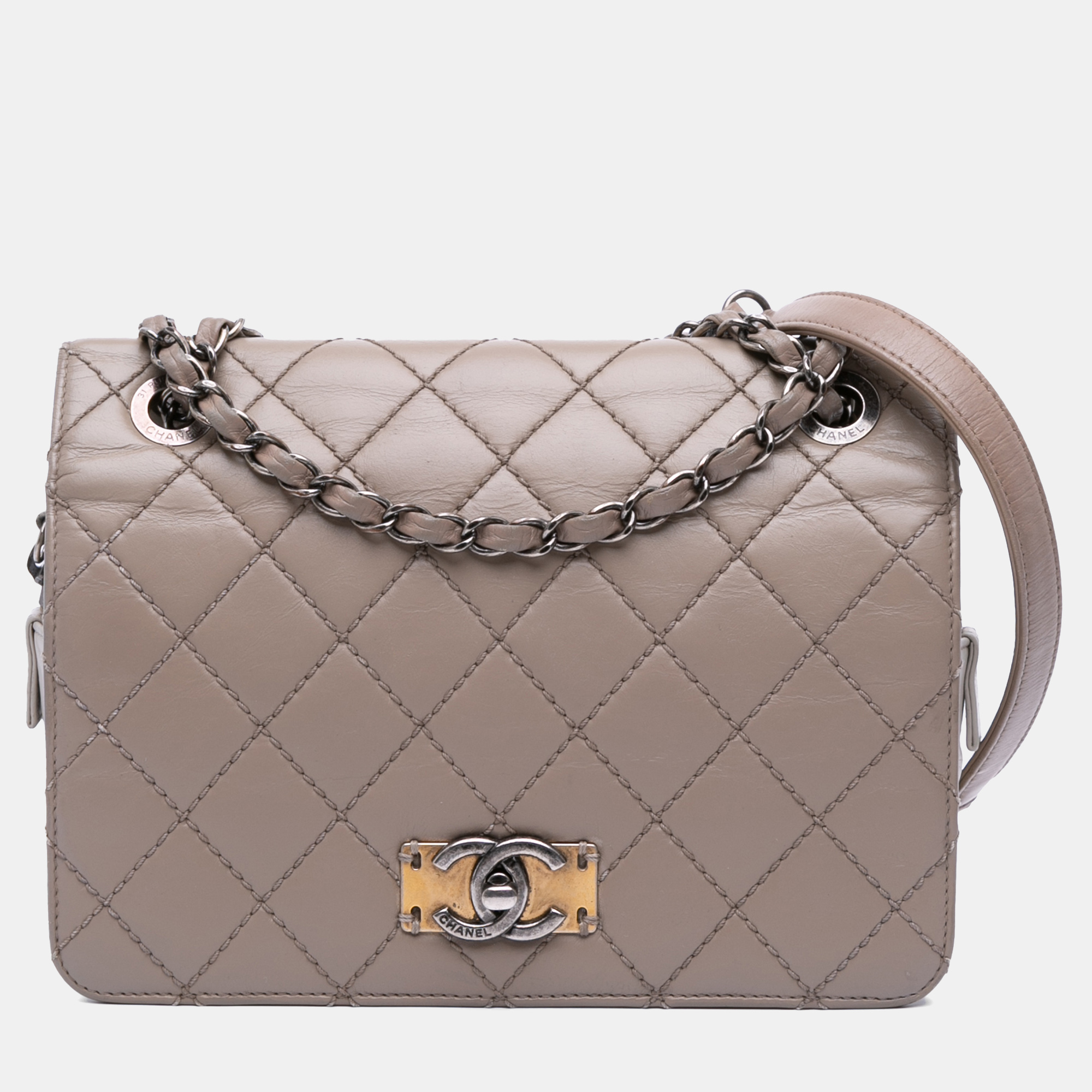 

Chanel Brown Quilted Calfskin Day Trip Flap