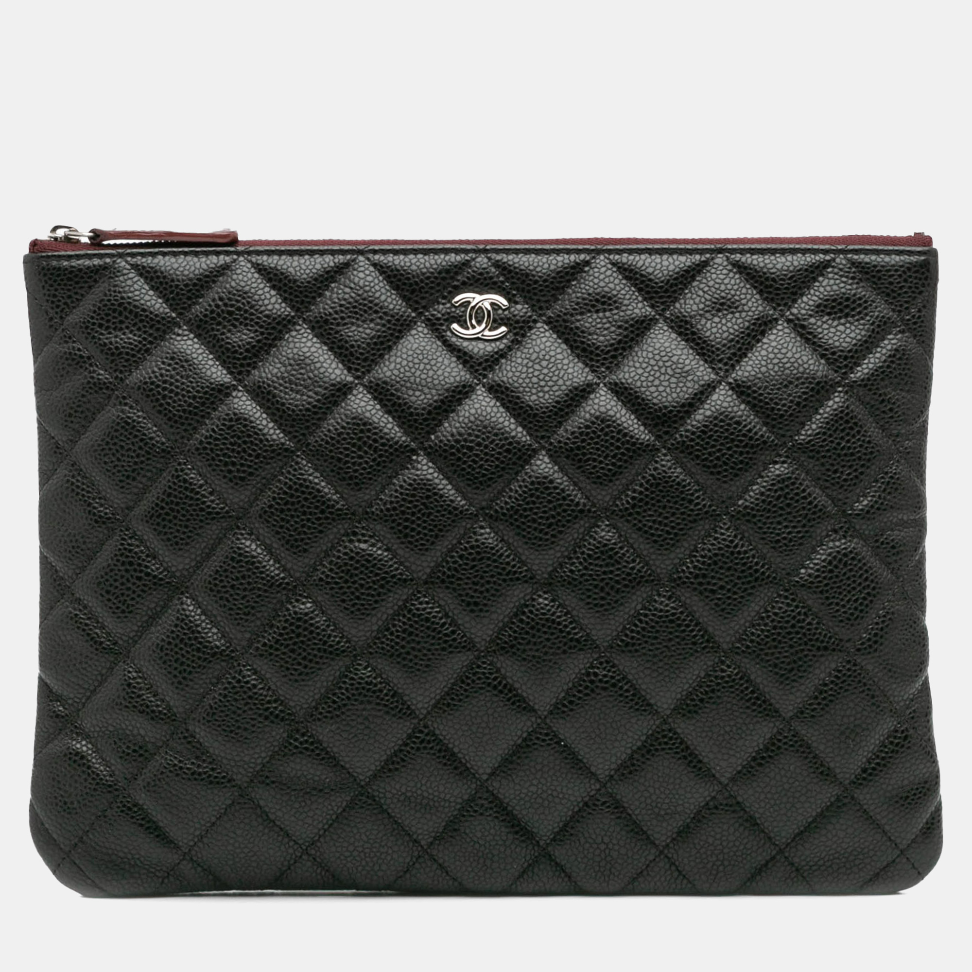 Pre-owned Chanel Black Medium Quilted Caviar O Case Clutch