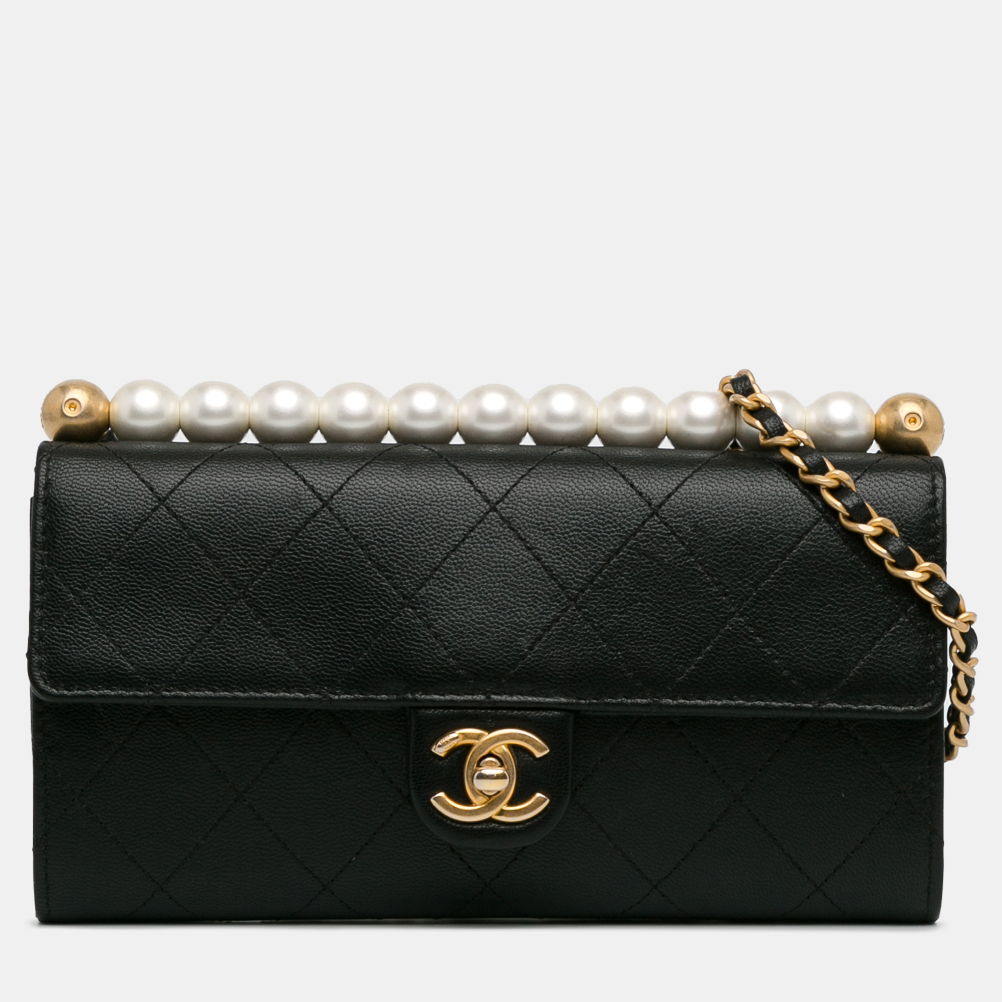 

Chanel Black Goatskin Chic Pearls Clutch with Chain