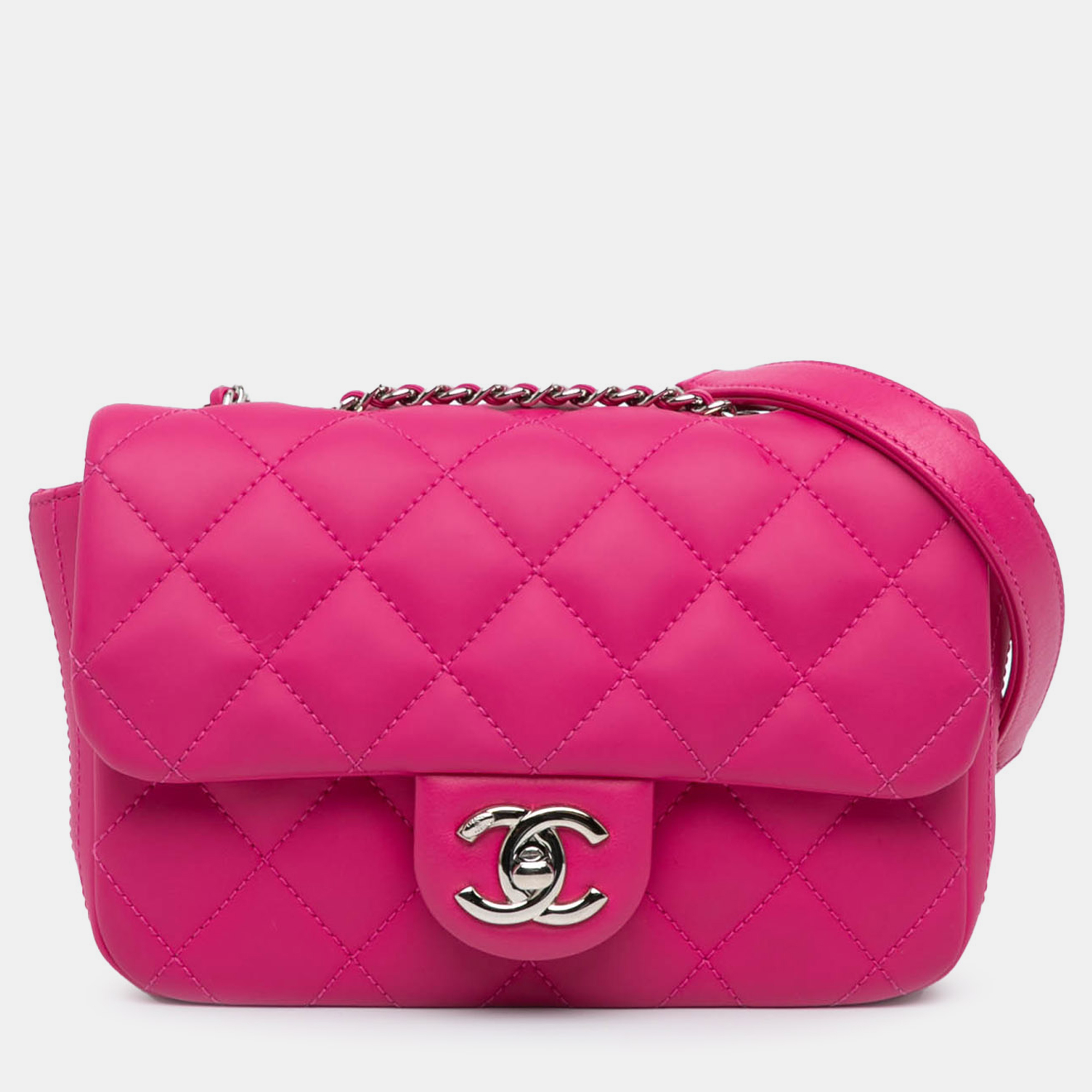 Pre-owned Chanel Pink Paris Seoul Small Rubber Coco Rain Flap