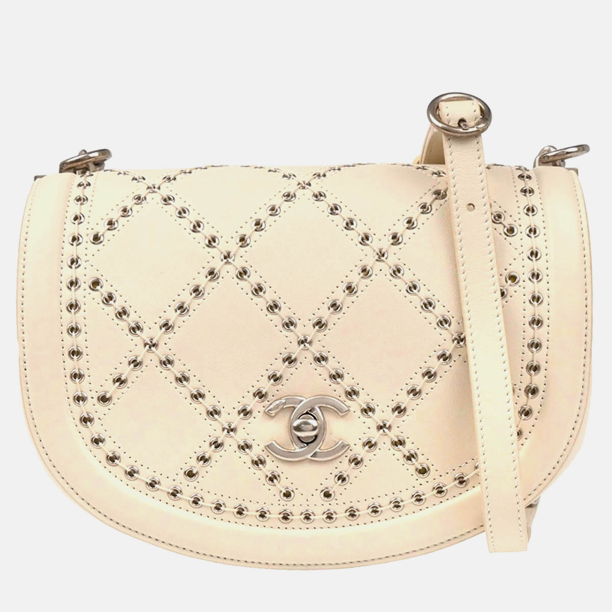 

Chanel Coco Eyelets Round White Calfskin Flap Shoulder Bag