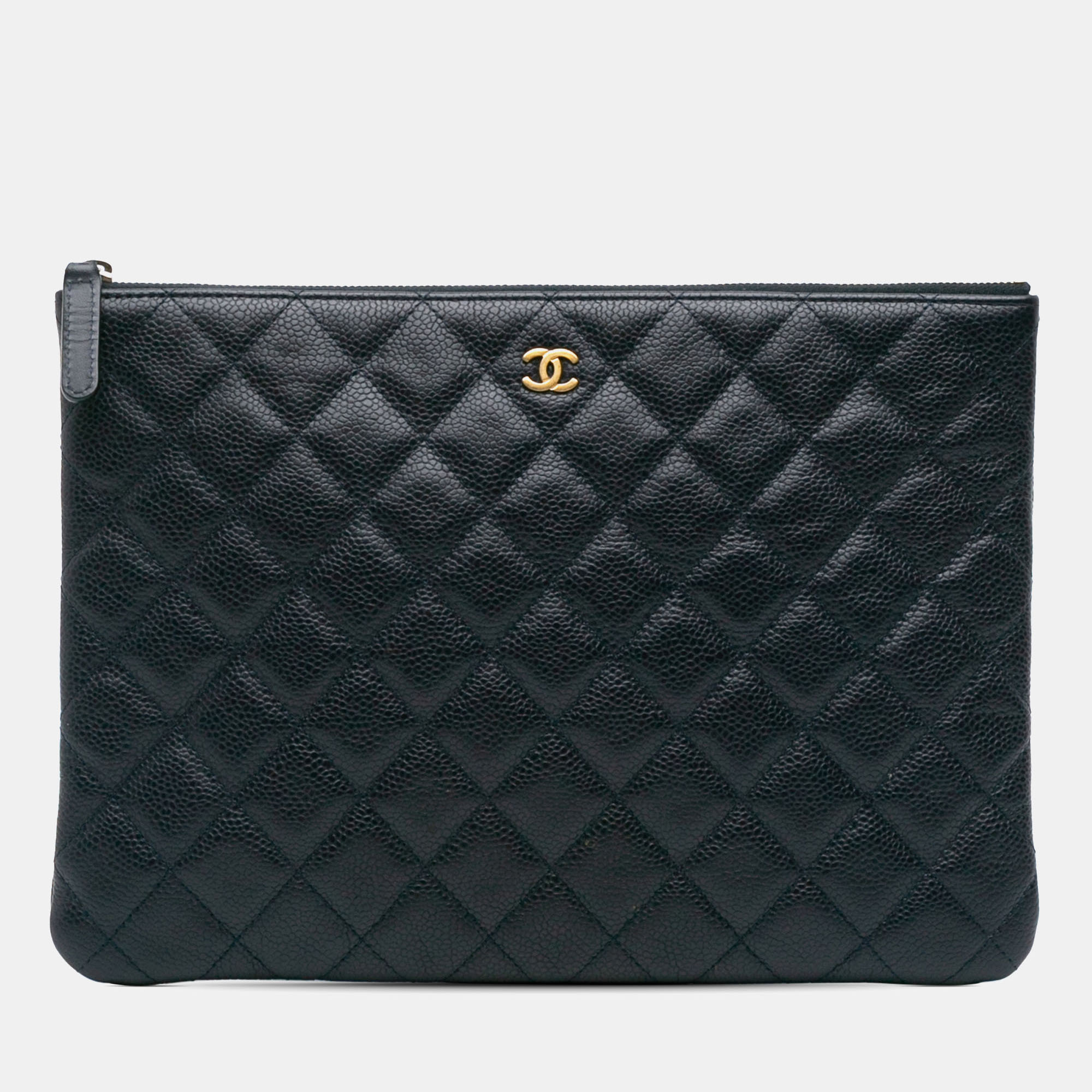 

Chanel Navy Blue Medium Quilted Caviar O Case Clutch