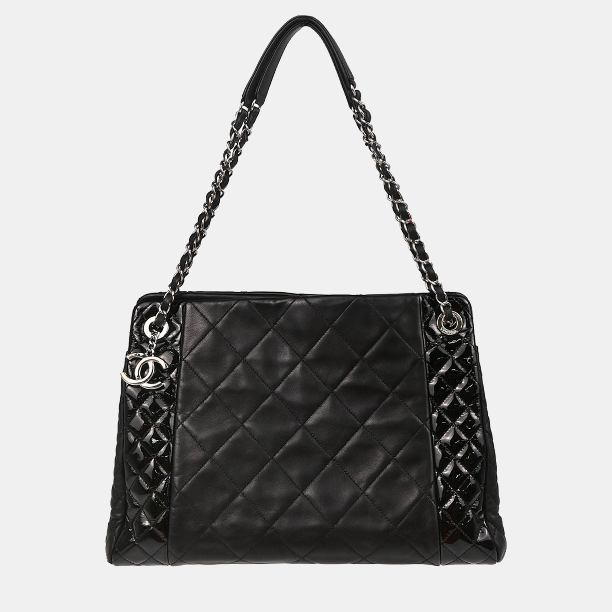 

Chanel Black Calfskin Patent Leather Chain Tote Handbag