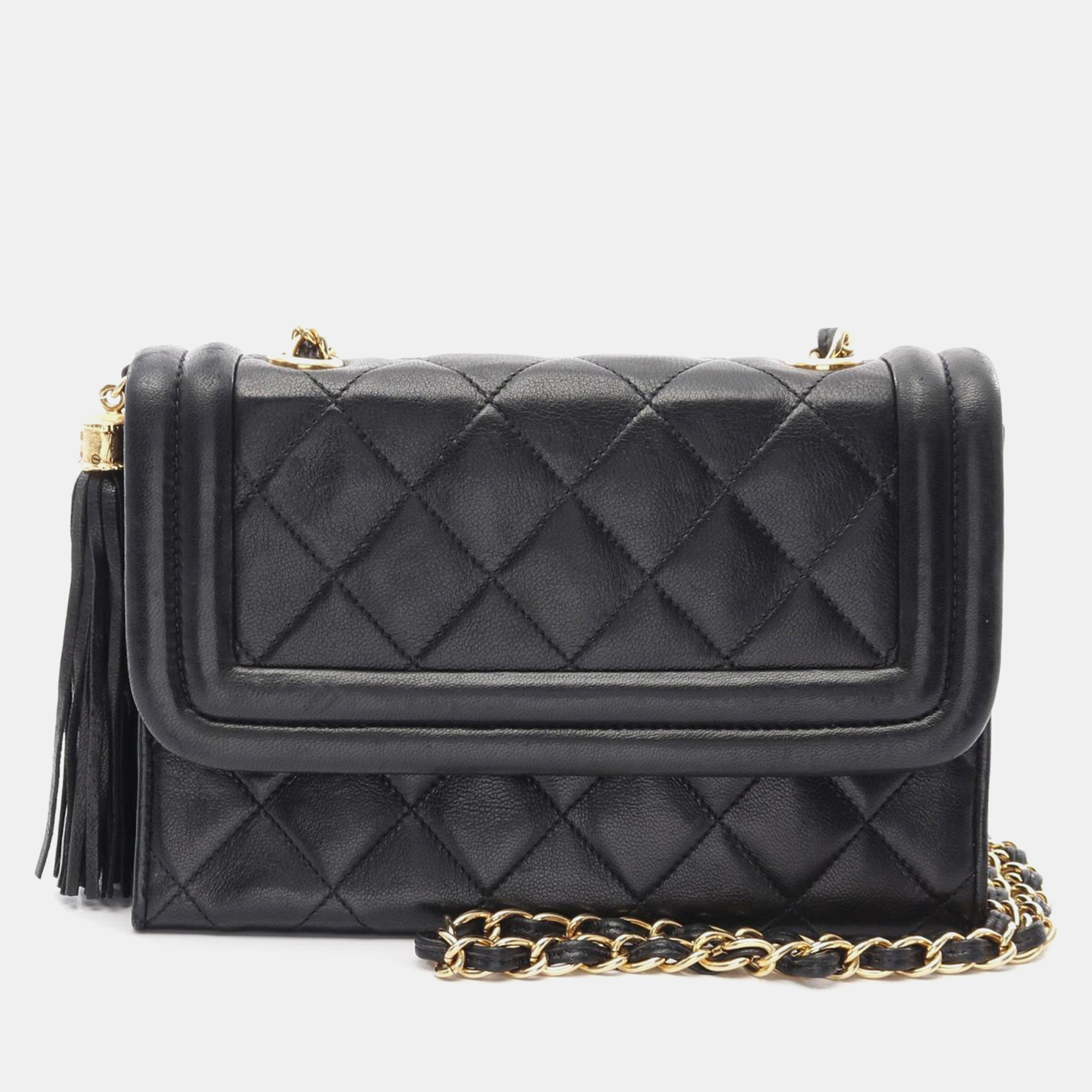 

Chanel Matelasse Chain Shoulder Bag Lambskin Sheep Leather Black Ghw