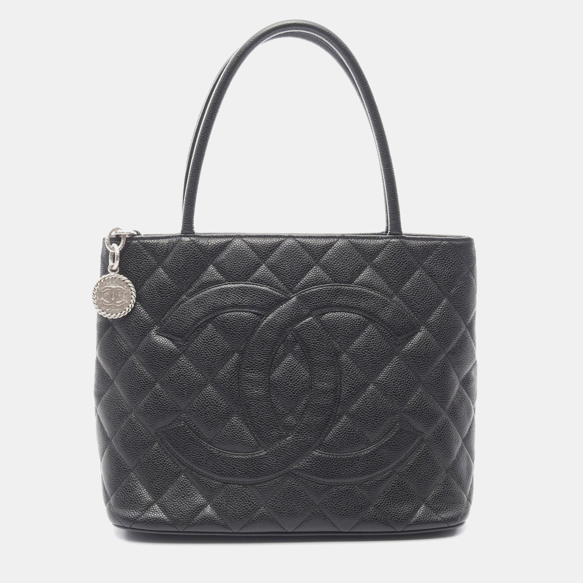 

Chanel Medallion Tote Bag Leather Grained Calfskin Black Shw